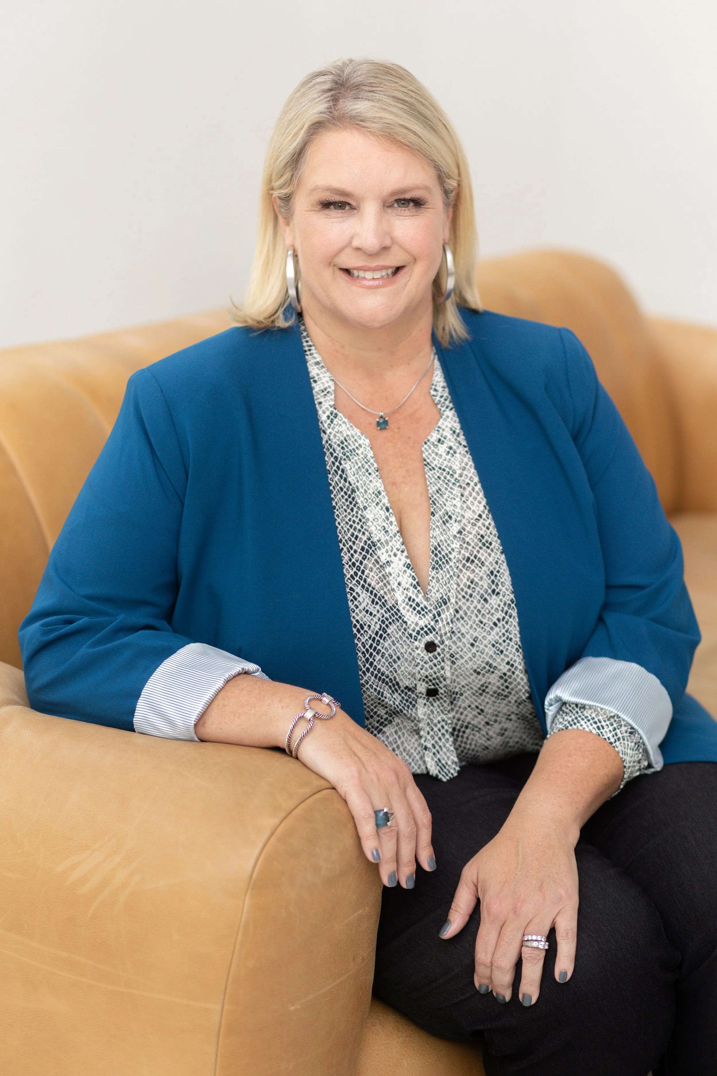 Holly Torri Branding Session-92.jpg