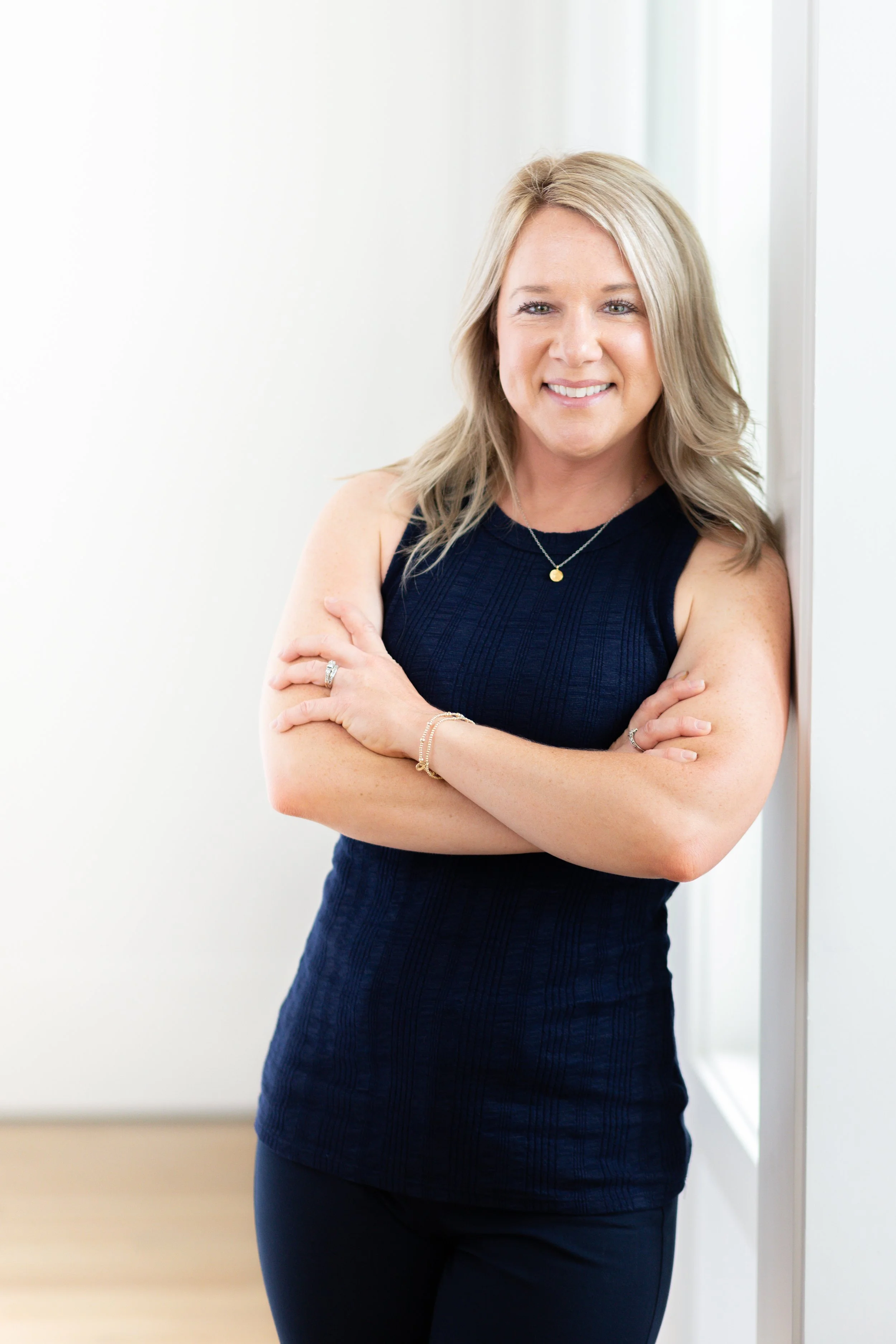 Tomie Fox Branding Session-17.jpg