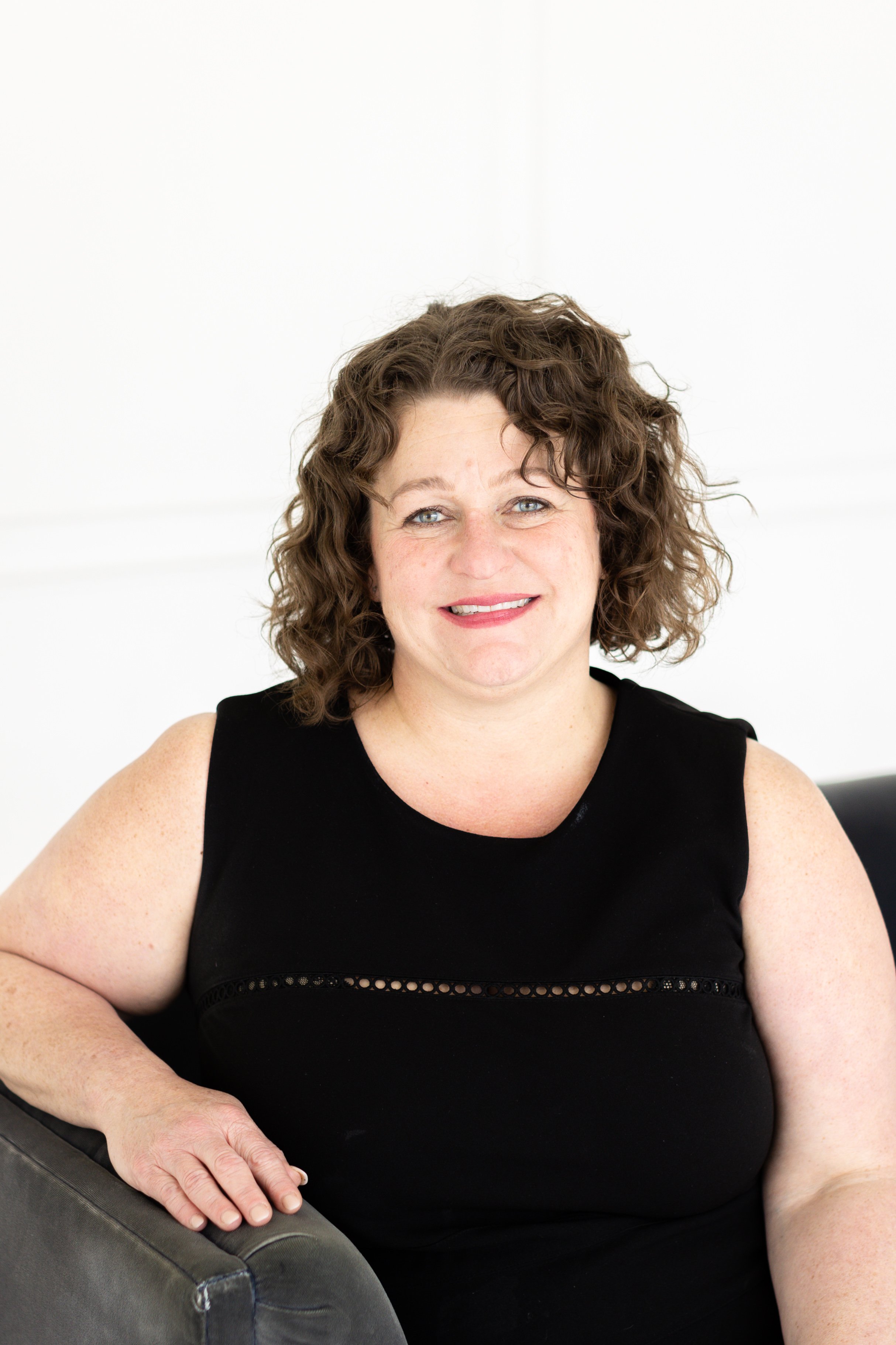 Danielle Kaya Headshot Mini Session-16.jpg