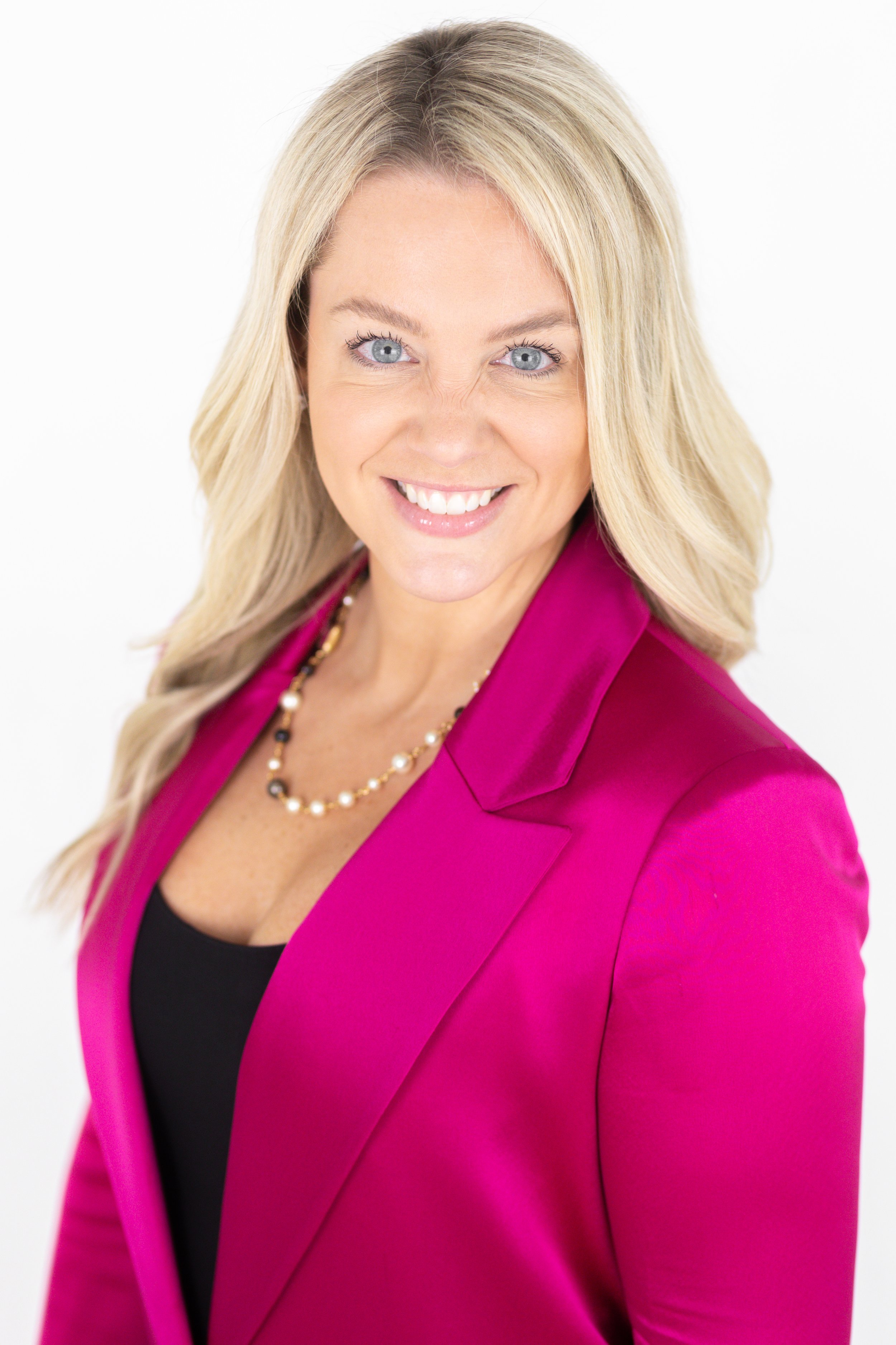 Jesselyn Hayes Headshot Mini Session-1.jpg