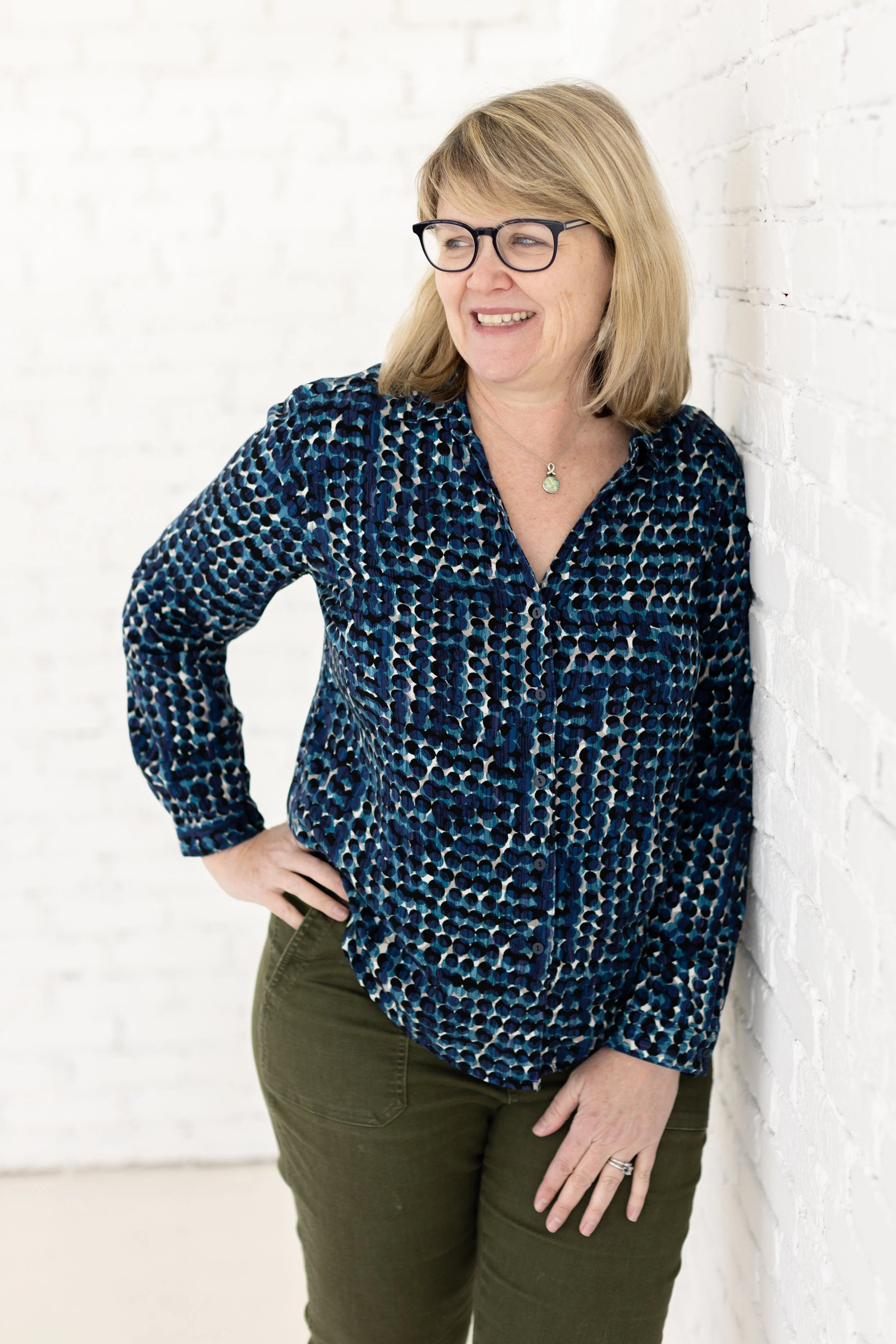 Lisa Gibson Headshot Mini Session-4.jpg