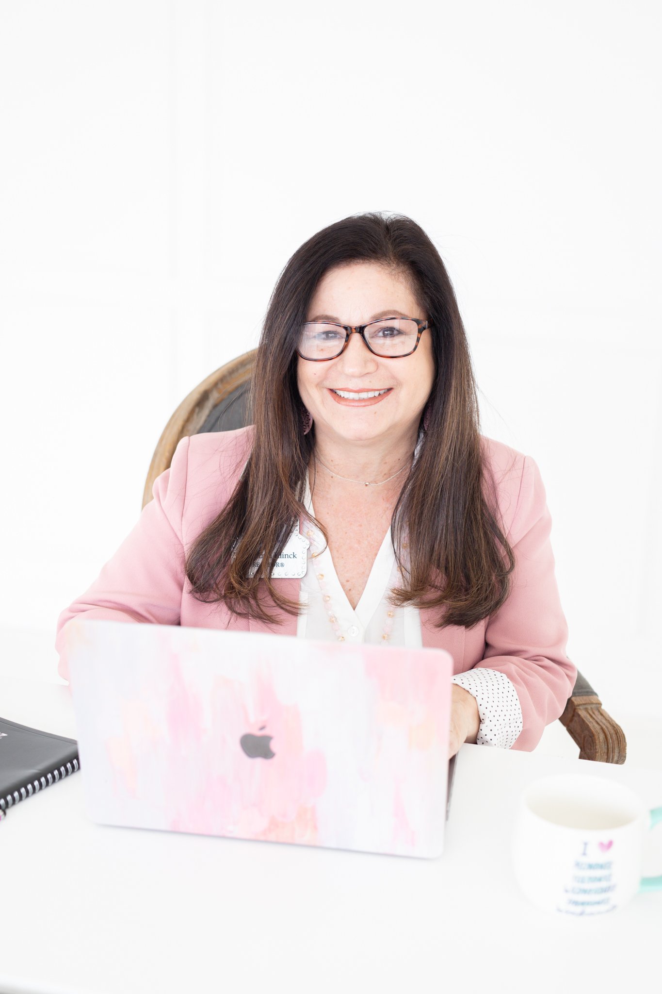 Amelia Valdez Branding Session -29.jpg