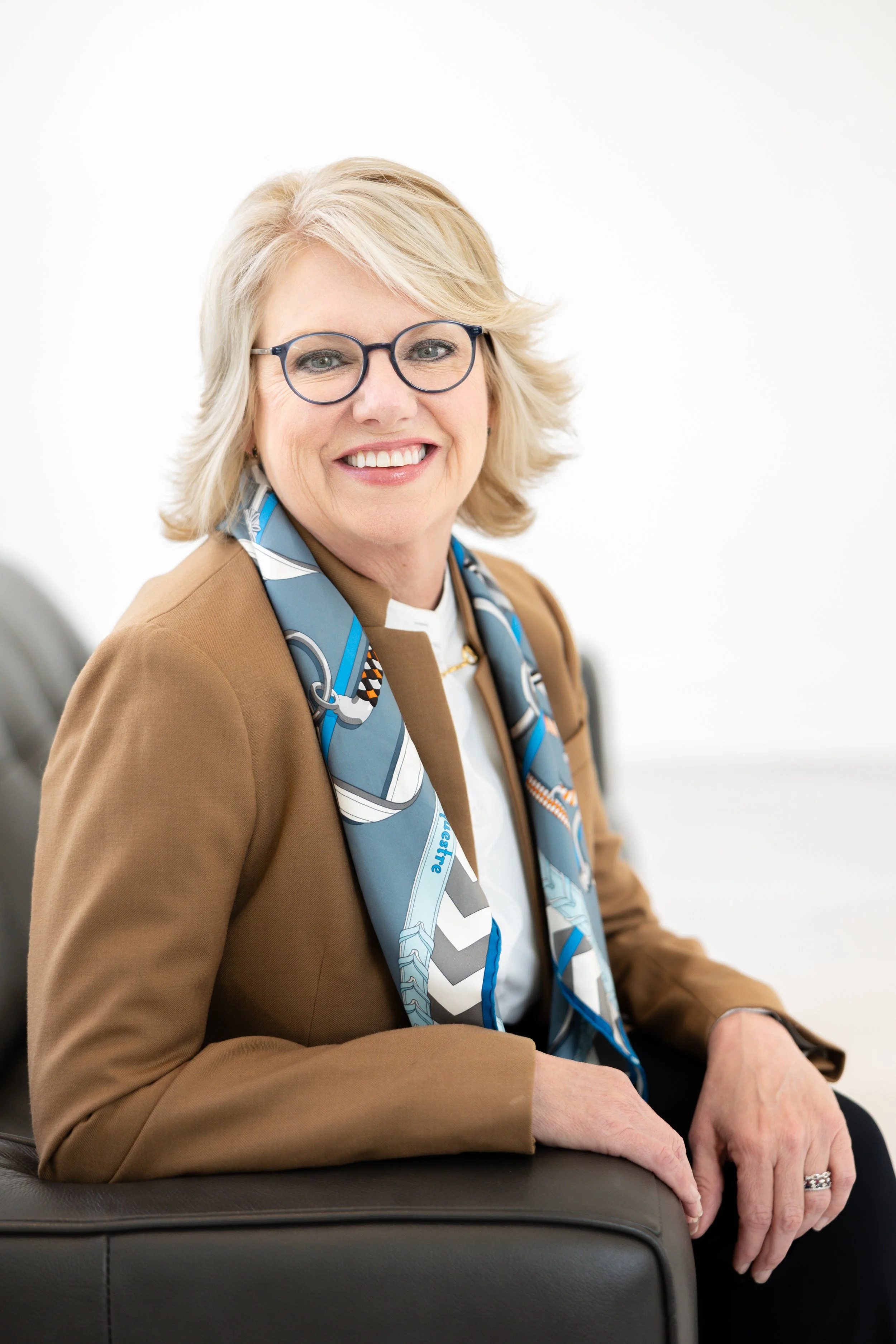 Laurie Brants Headshot Mini Session-19.jpg