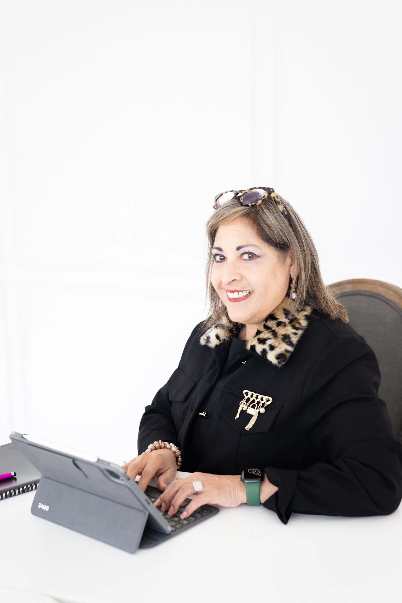 Amelia Valdez Branding Session -98.jpg