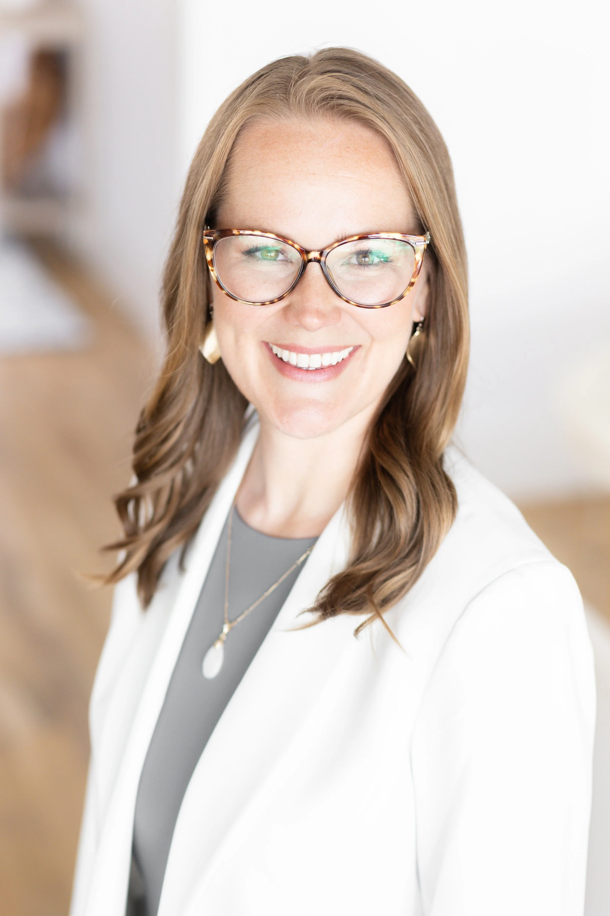 Tiffany Bogle Branding Session-100.jpg