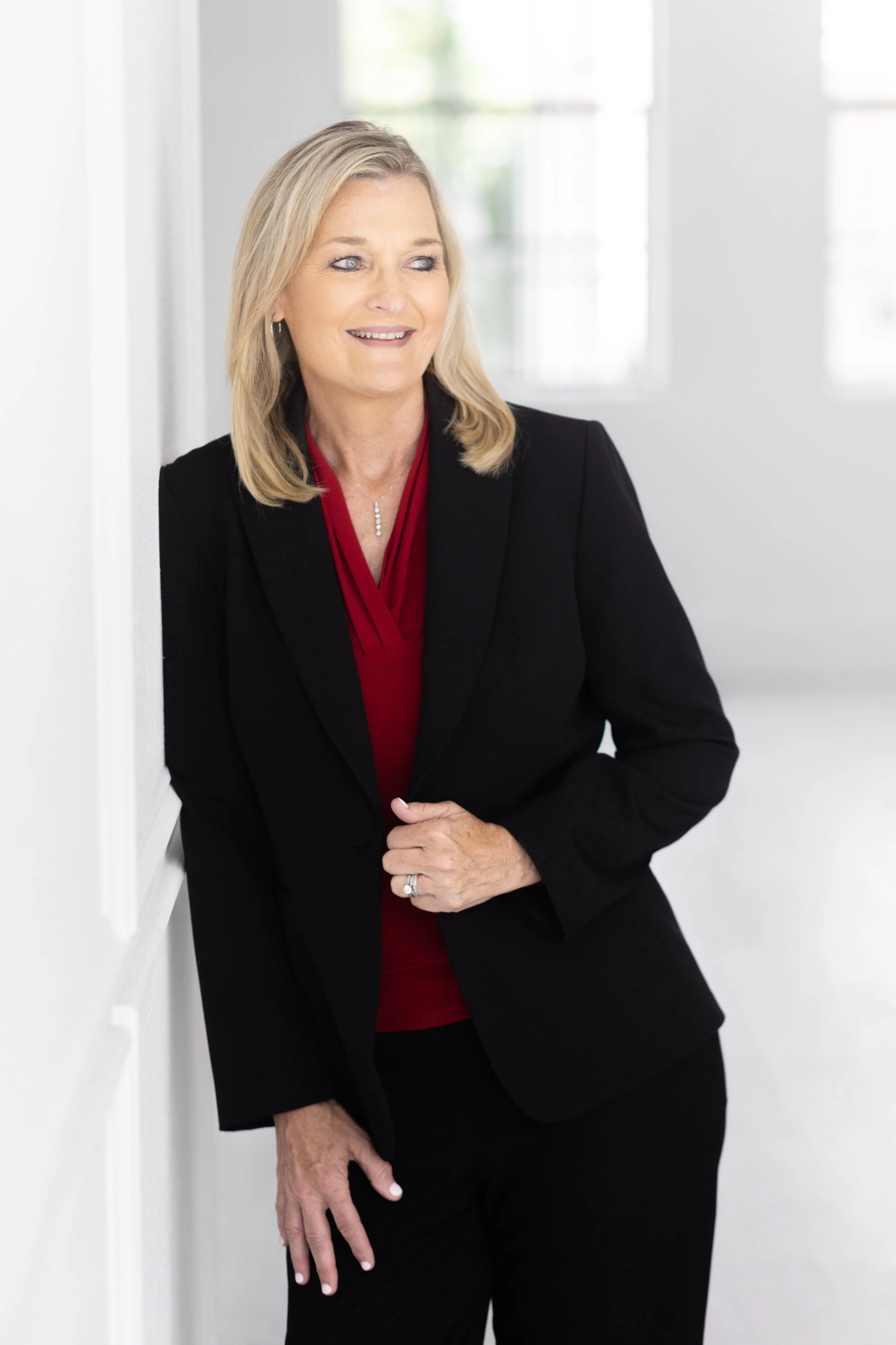 Jill Shoush Headshot Mini Session-7.jpg