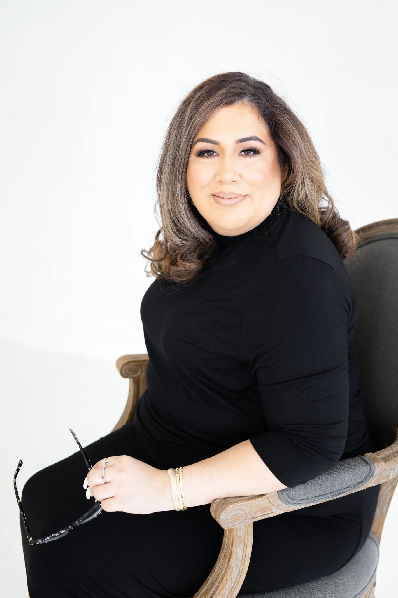 Amelia Valdez Branding Session -89.jpg