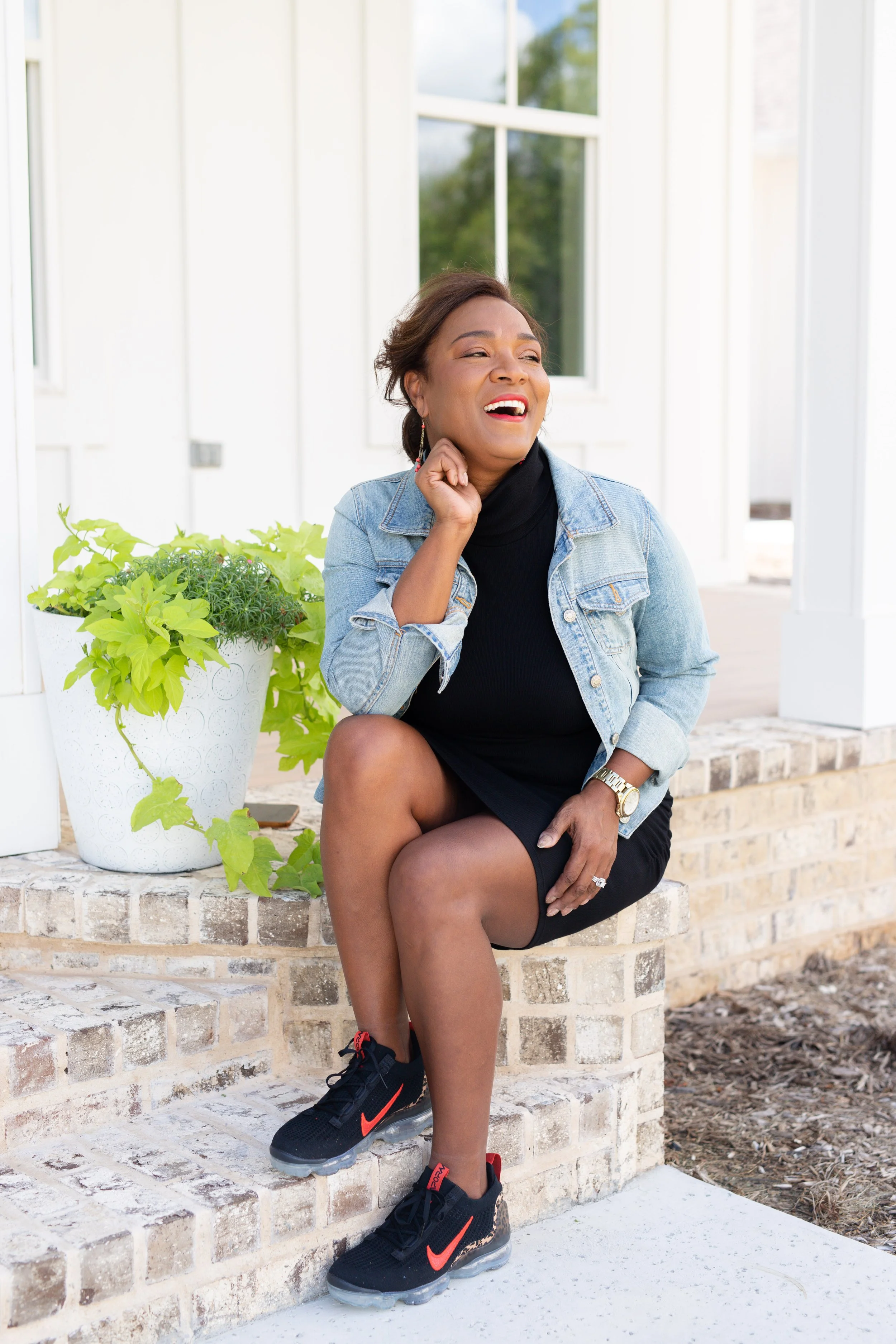 Latoyia Dennis Branding Session-39.jpg