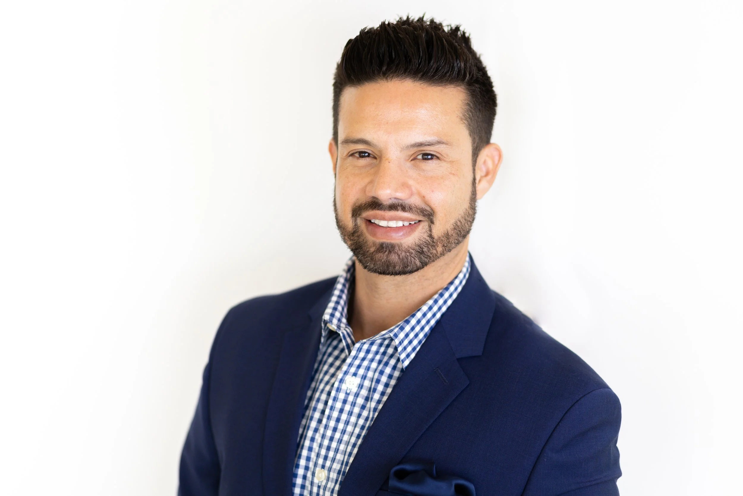 Gustavo Farrach Branding Session-99.jpg