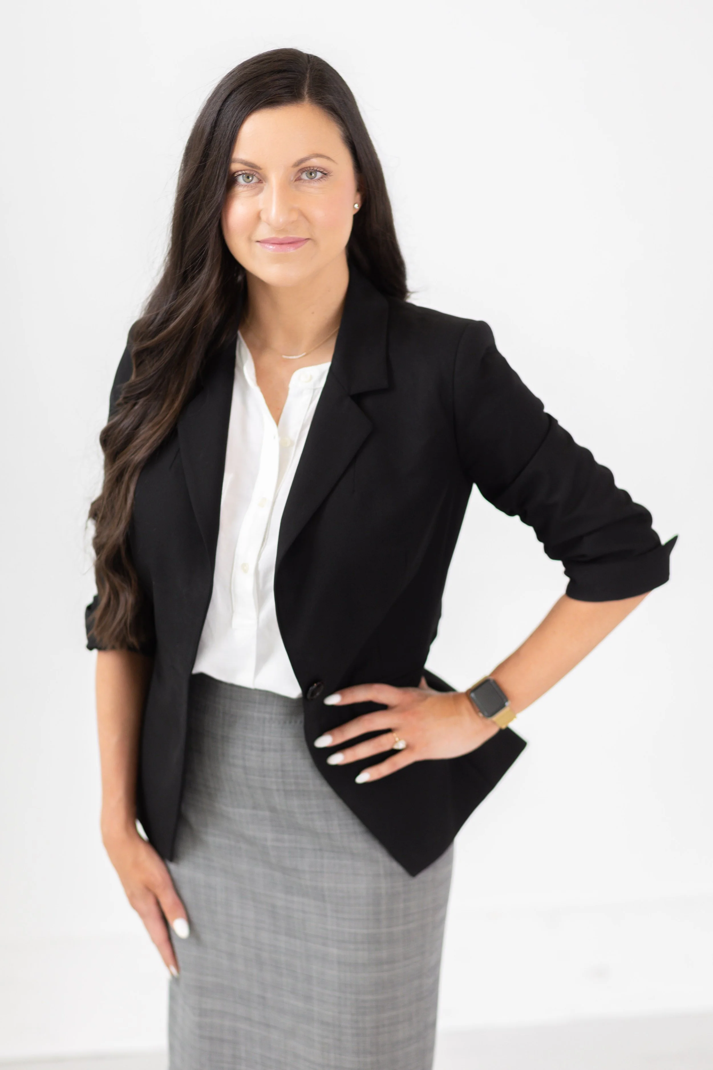 Lauren Edmisson Headshot Mini Session-9.jpg