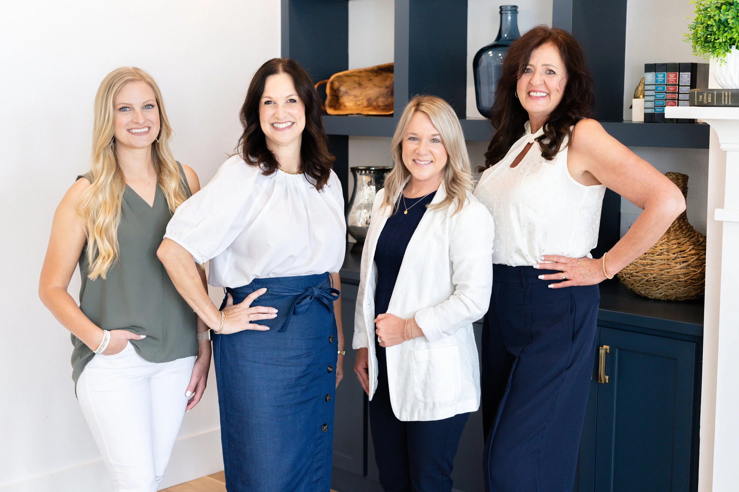 Tomie Fox Branding Session-92.jpg