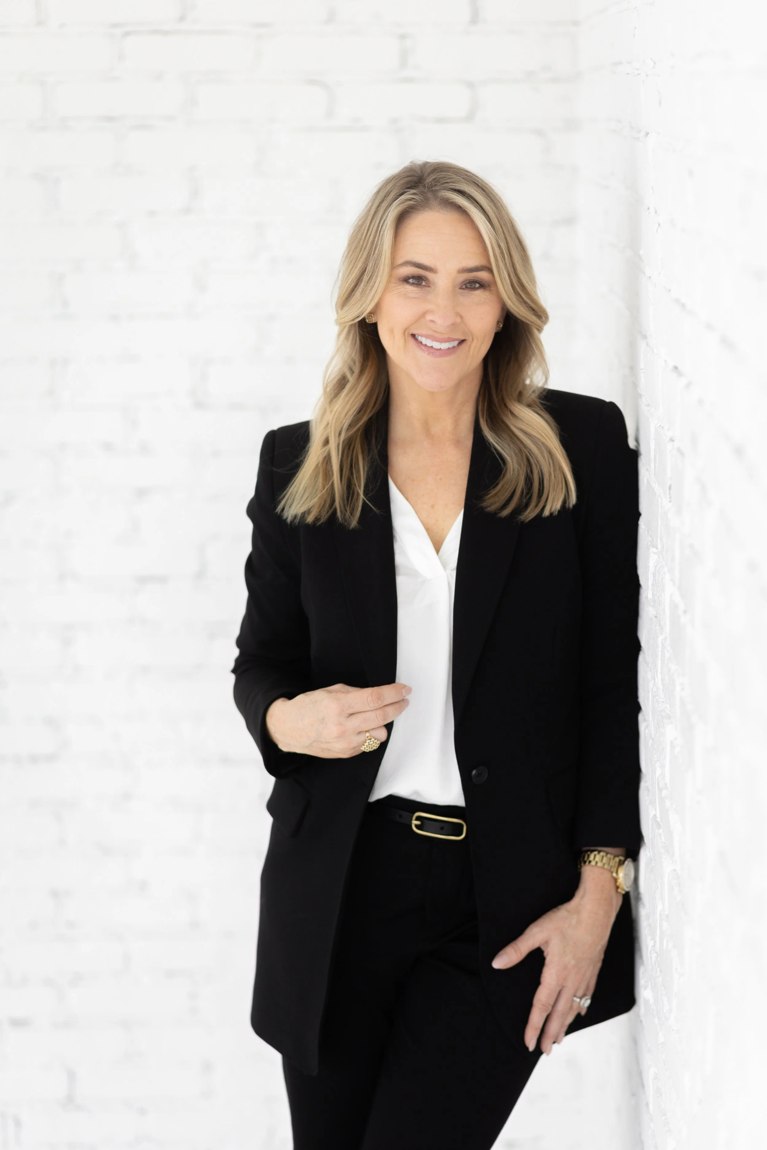 Lezlie Habern Headshot Mini Session-7.jpg