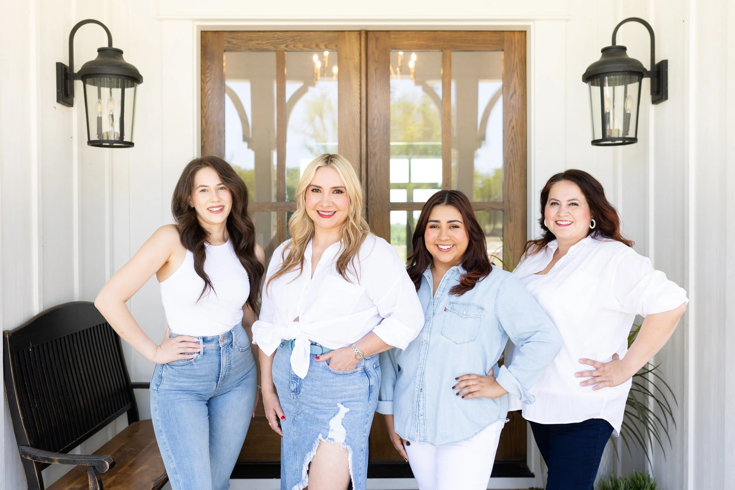 Maribel Saldivar Branding Session-196.jpg