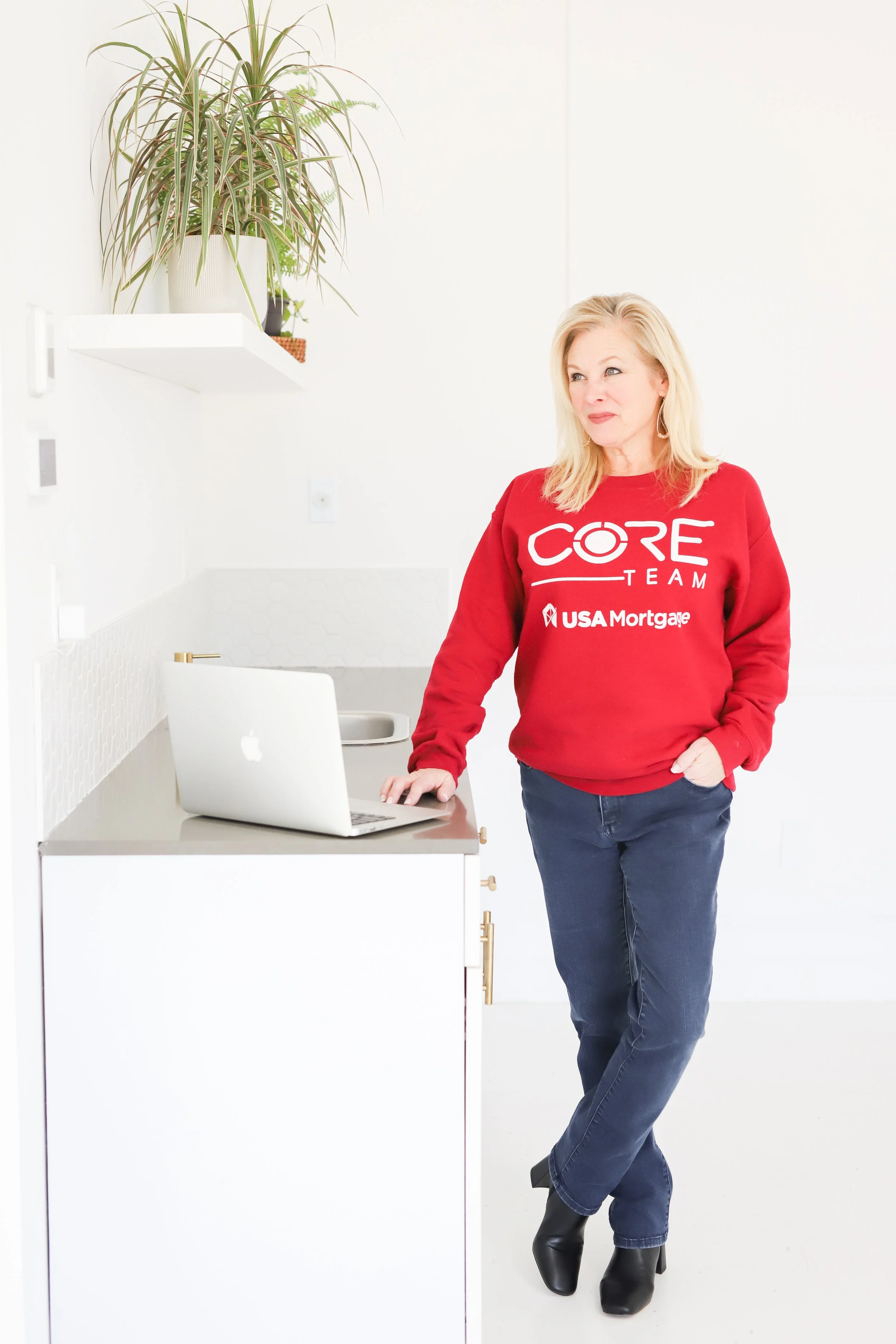 Meredith Quach Branding Session-5.jpg