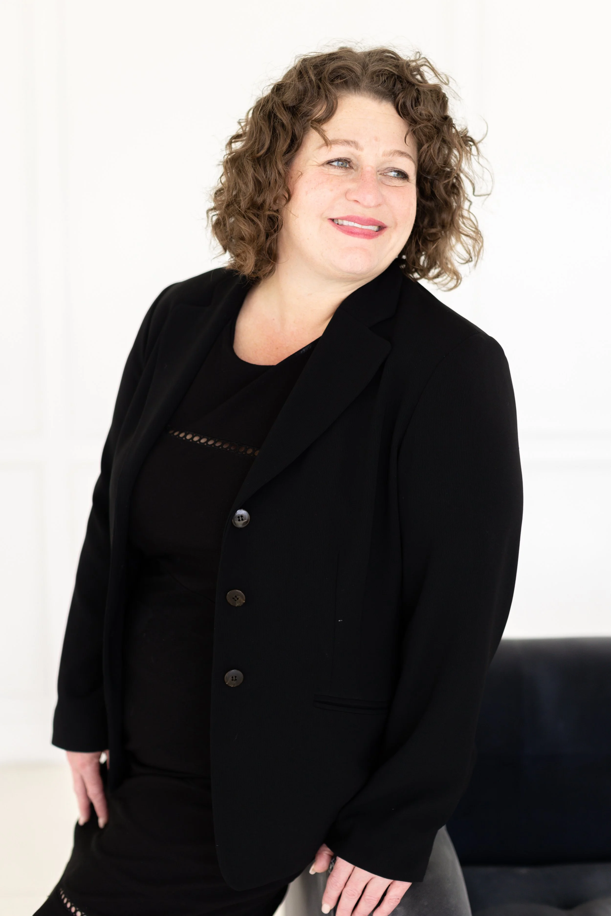 Danielle Kaya Headshot Mini Session-20.jpg