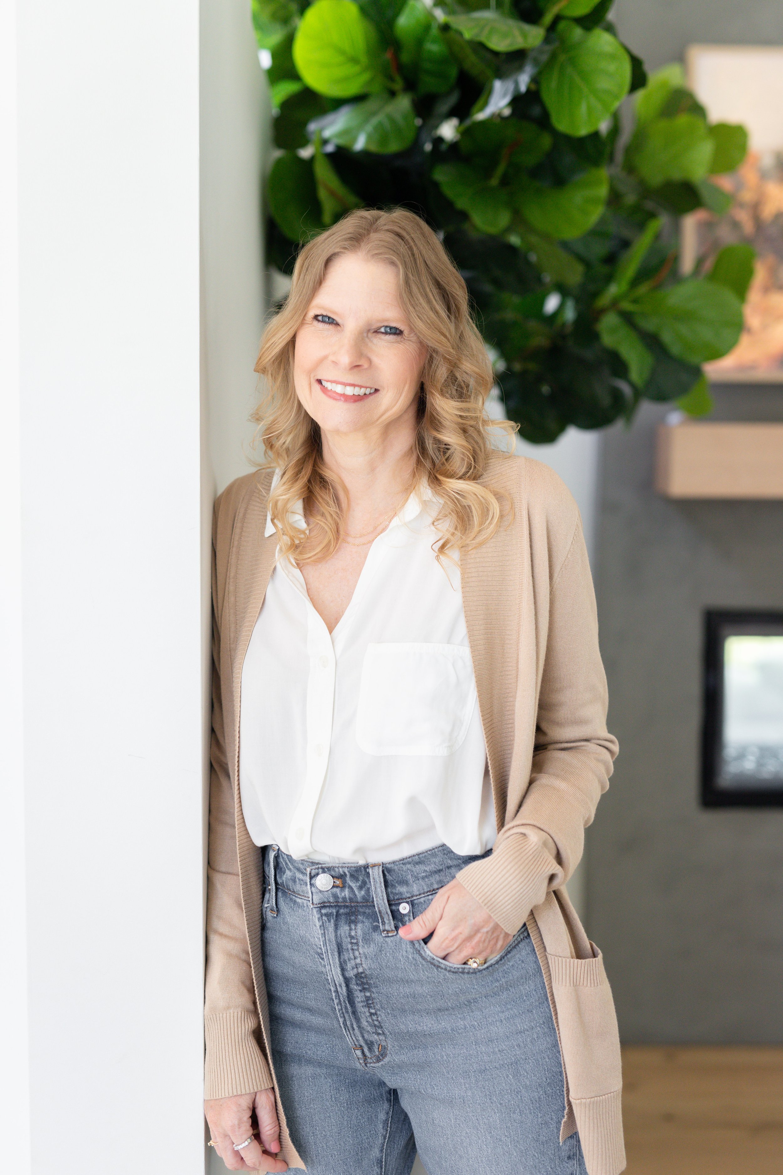 Courtney Forsberg Branding Session-72.jpg