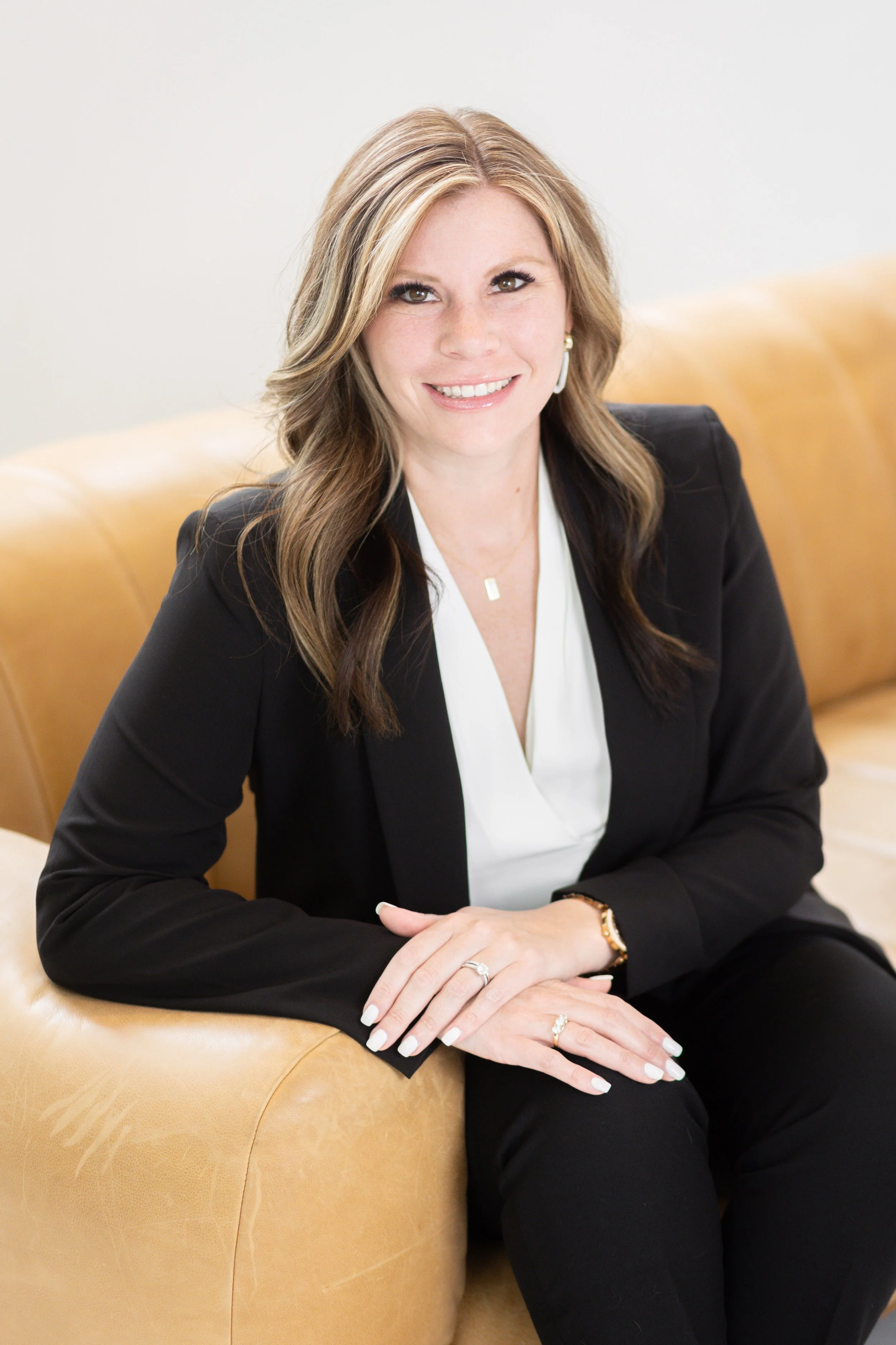 Lisa Valdez Headshot Mini Session-16.jpg