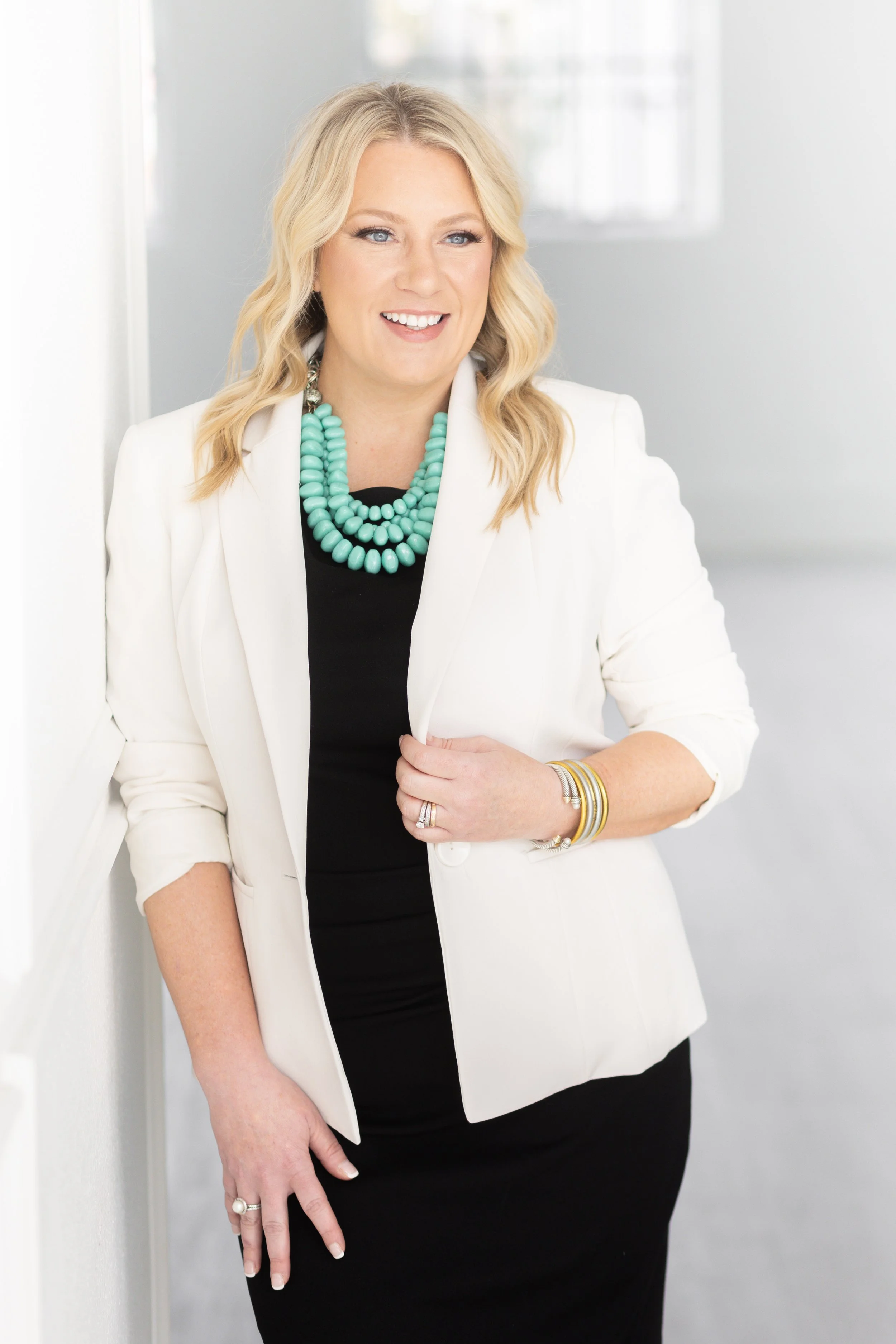 Melissa Heiss Headshot Mini Session-10.jpg