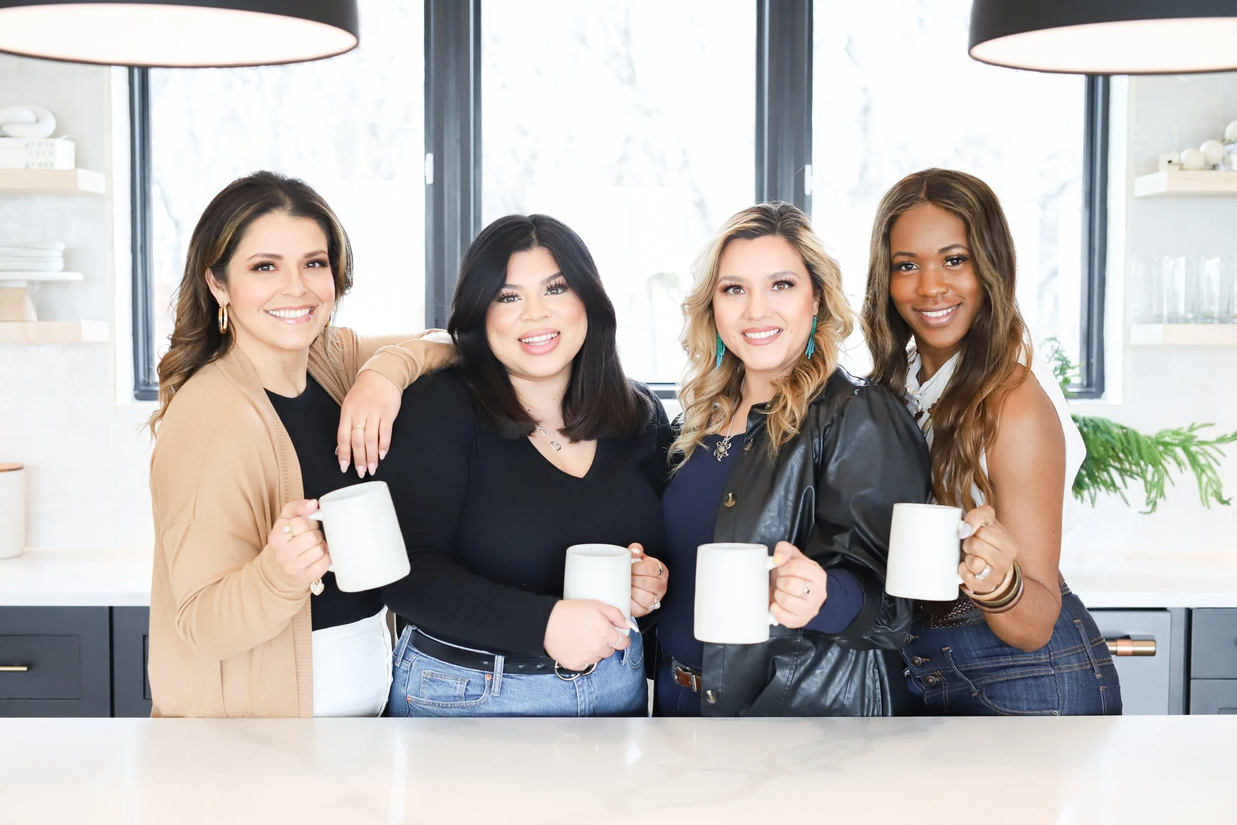 Erica Anaya Branding Session-46.jpg