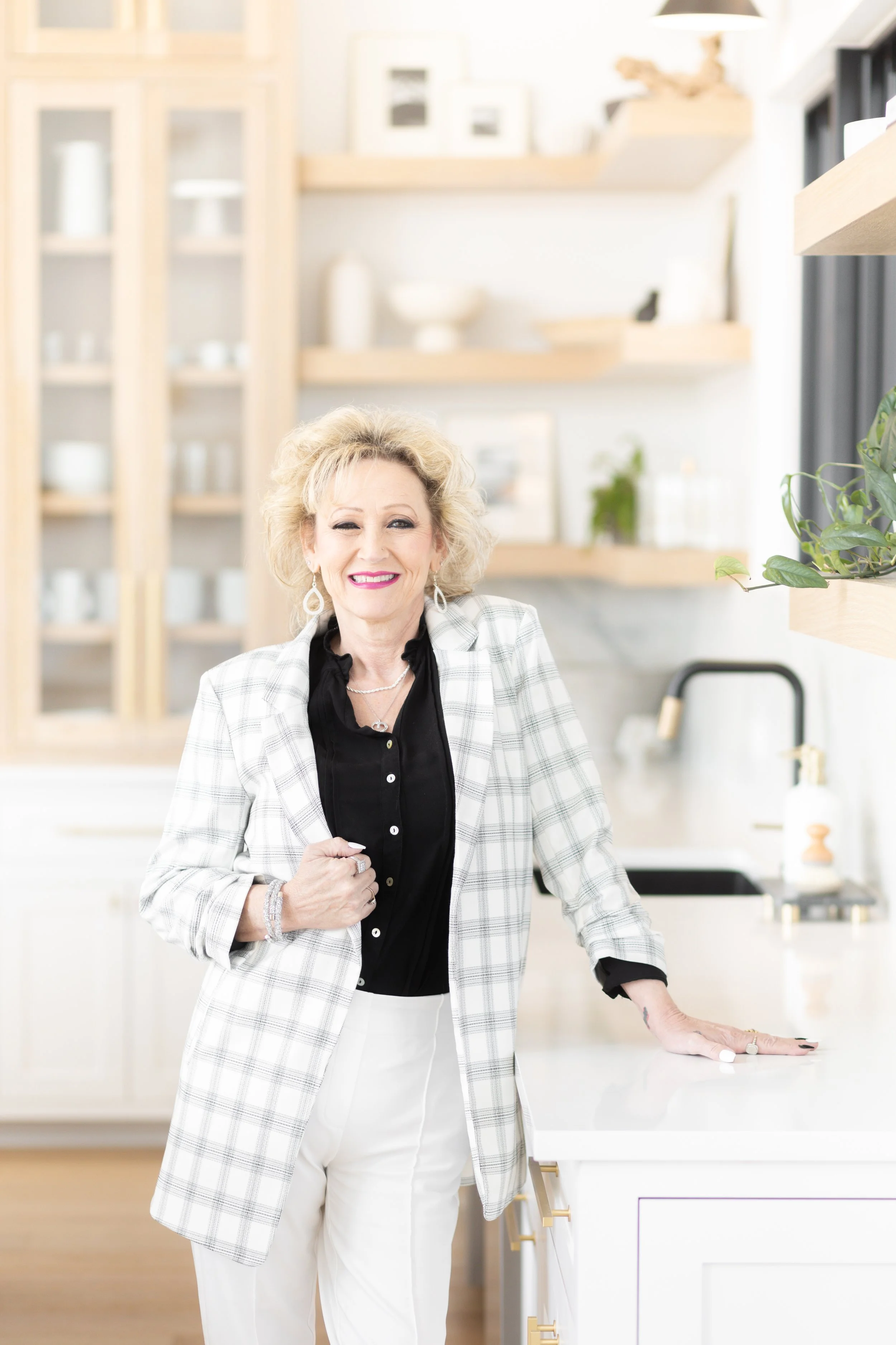 Brittany Romo Branding Session-8.jpg