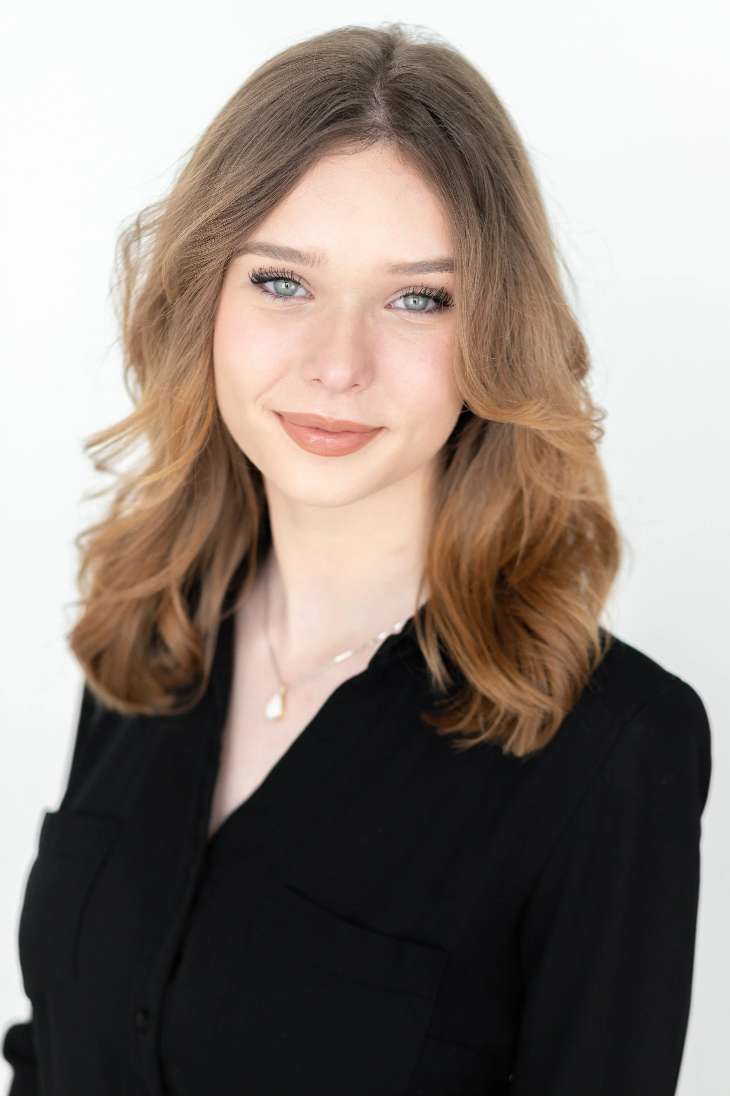 Aubrey Hansen Headshot Mini Session-13.jpg