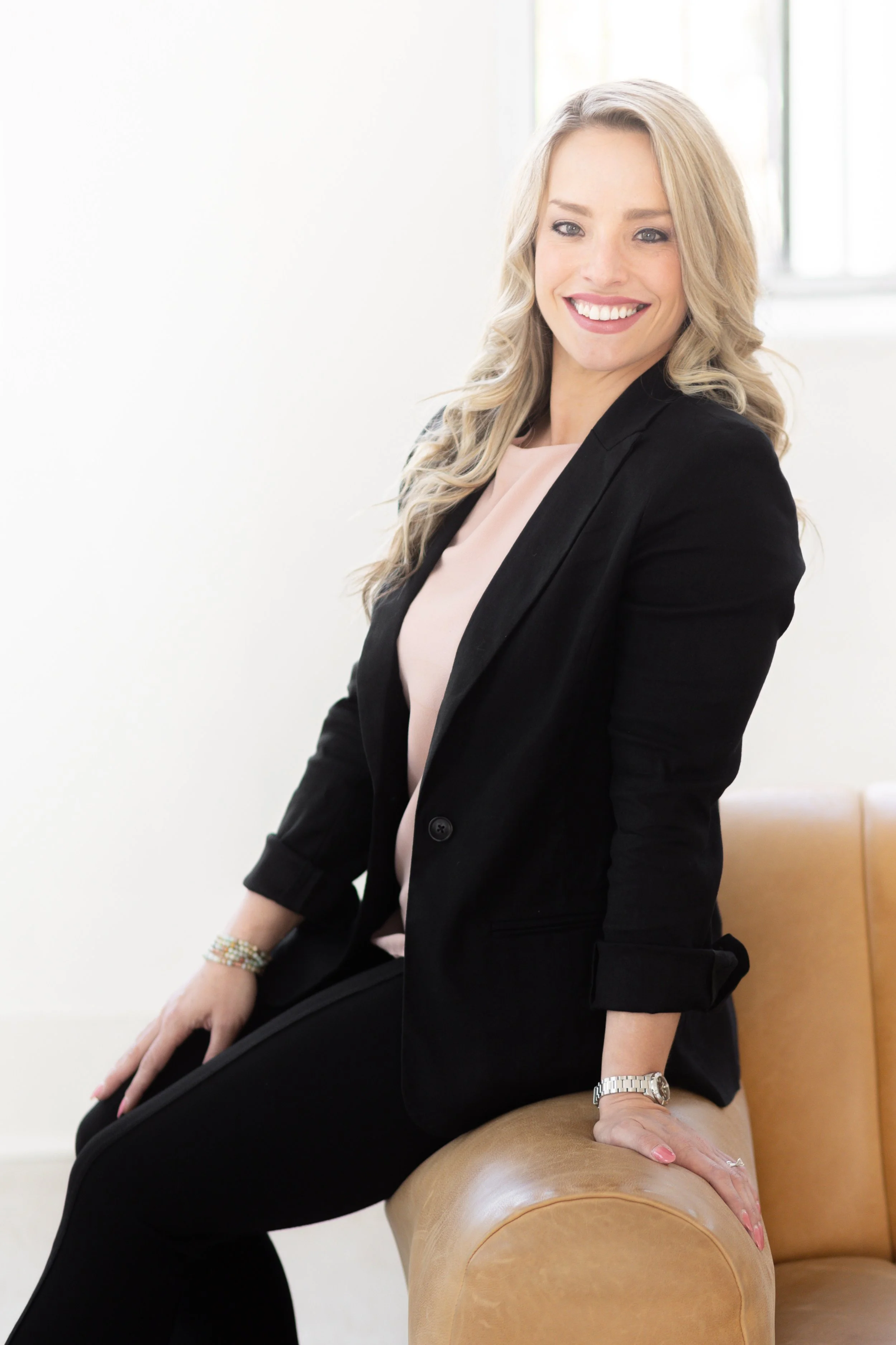 Jamie Harrison Headshot Mini Session-15.jpg