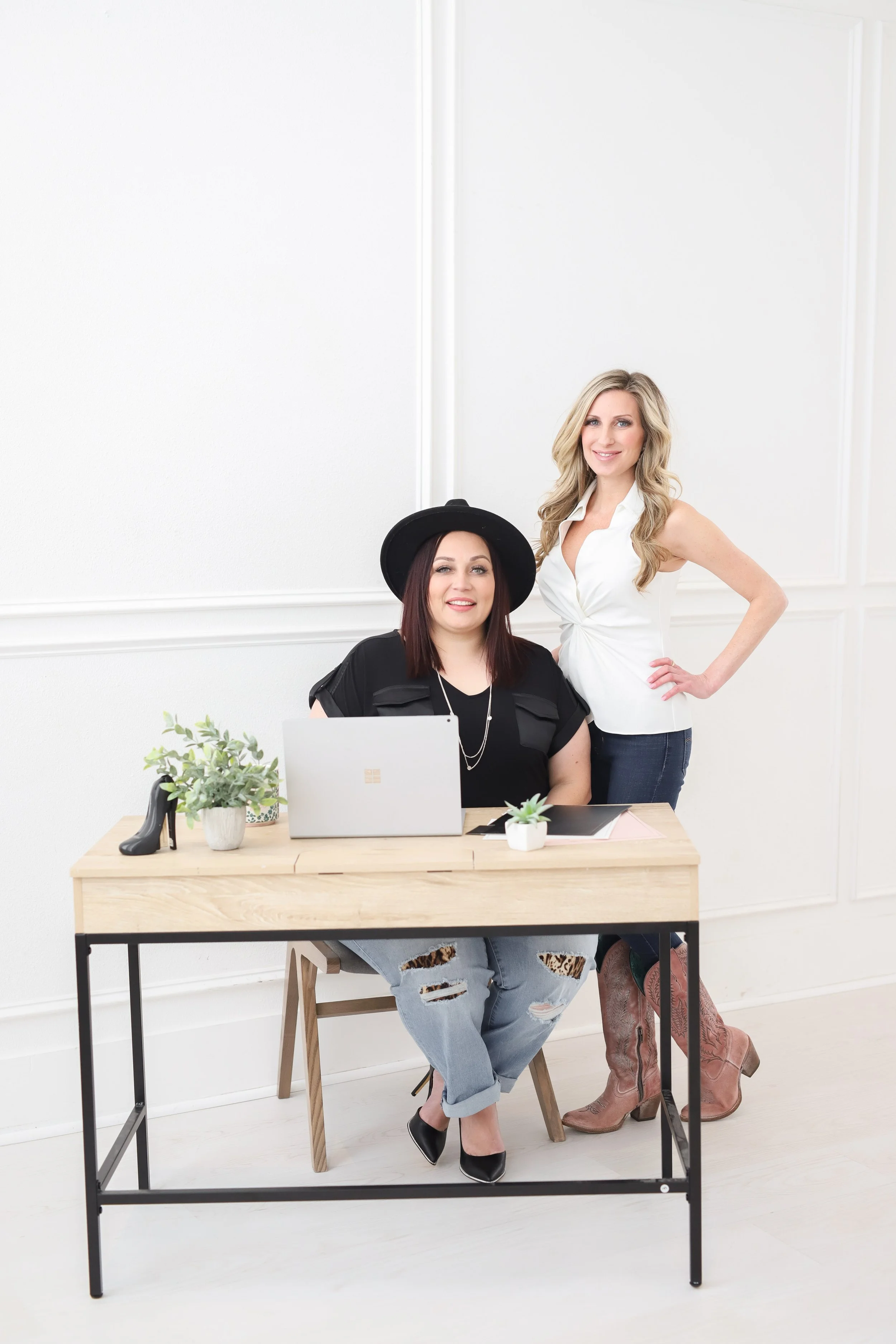 Haley and Amber Branding Session -43.jpg