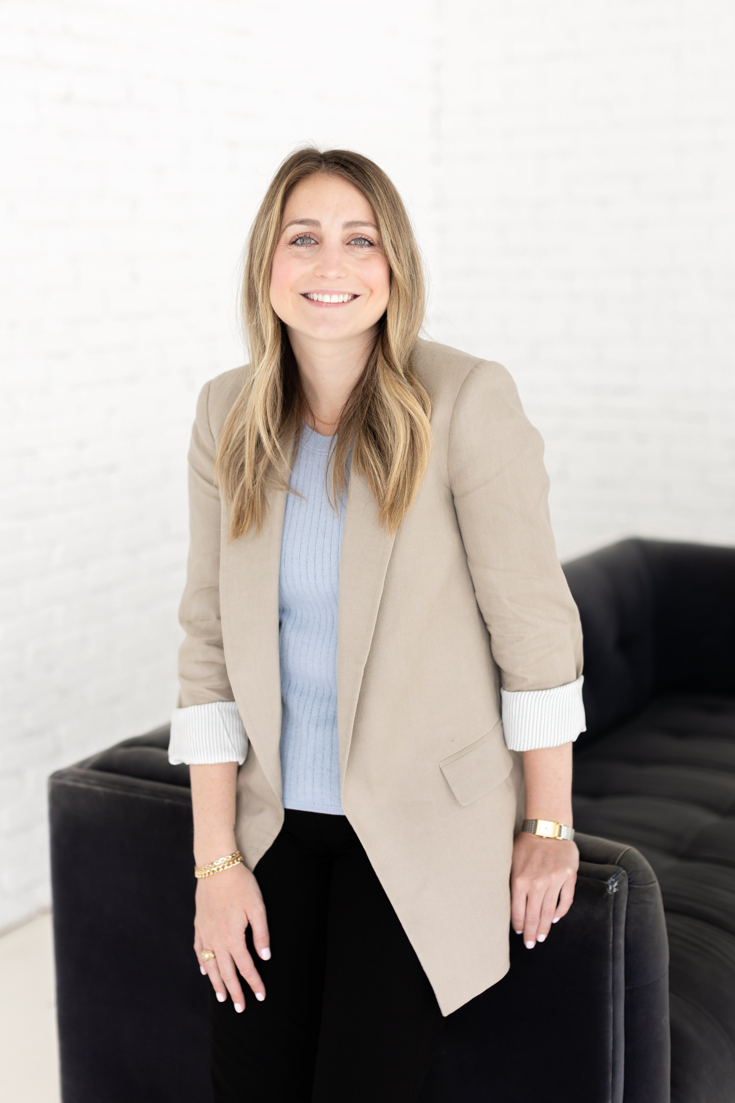 Kendall Bullock Headshot Mini Session-17.jpg