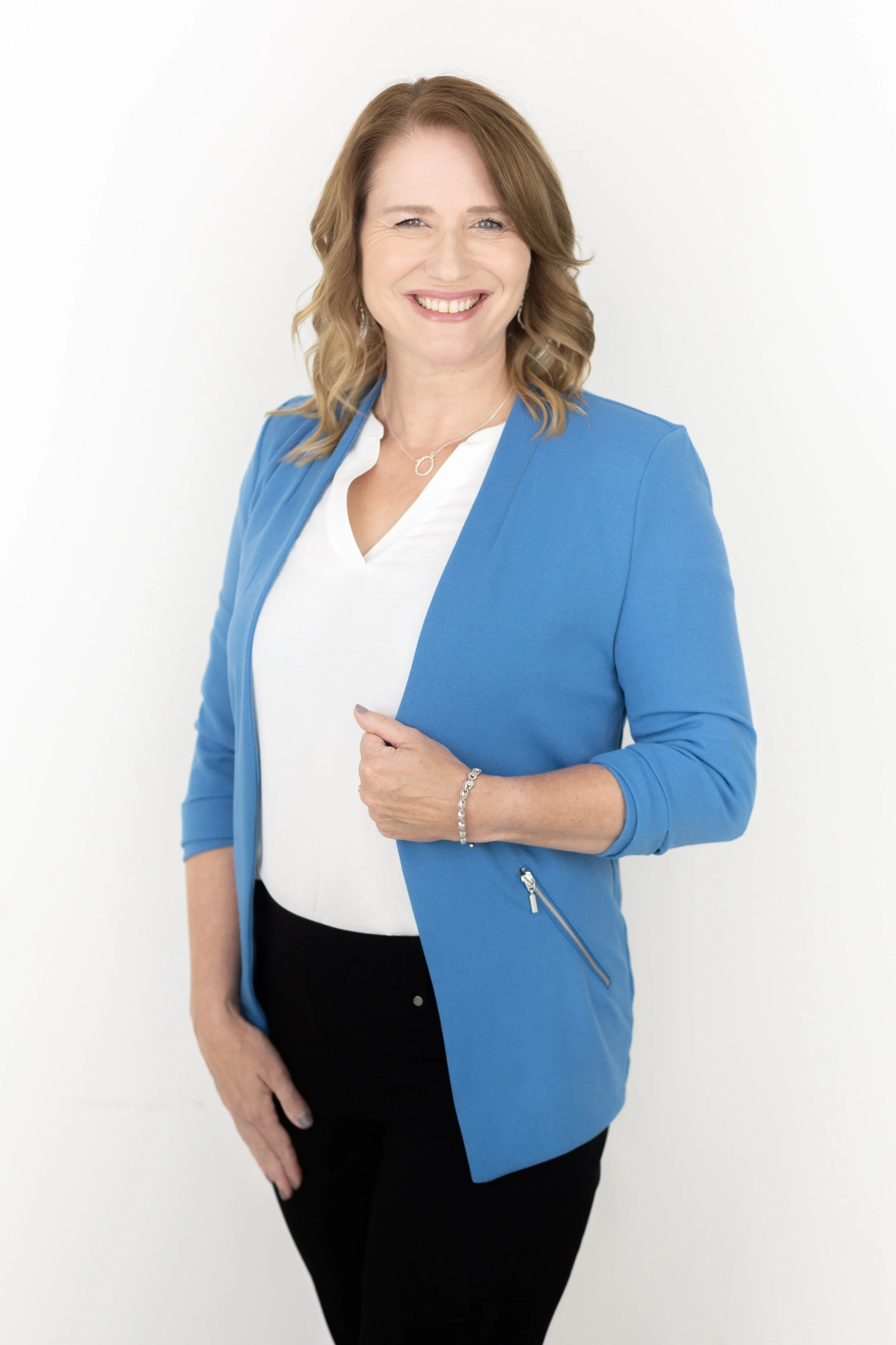 Tanya Sweeney Headshot Mini Session-5.jpg