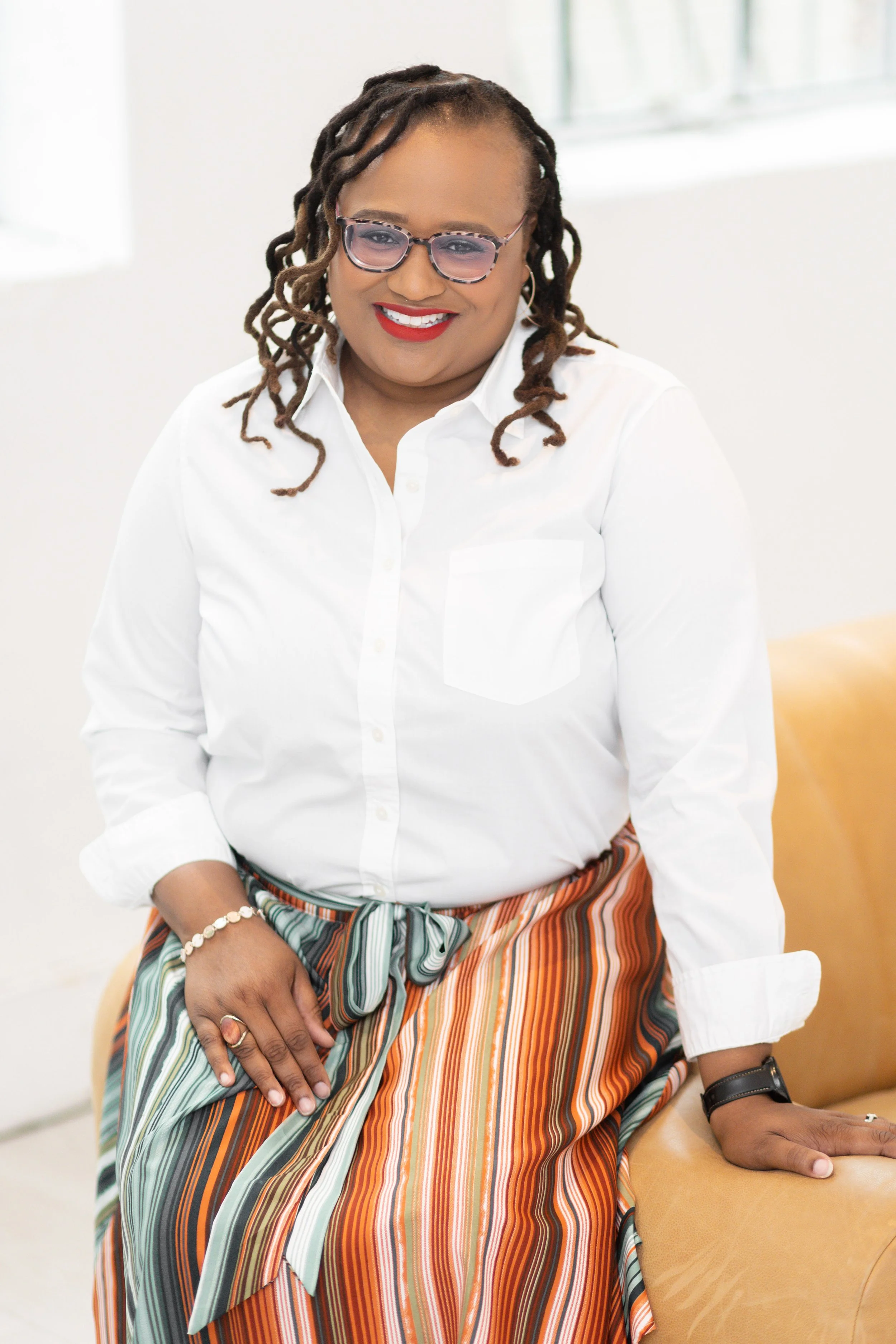 Roberta McKnight-Dupas Headshot Mini Session-20.jpg