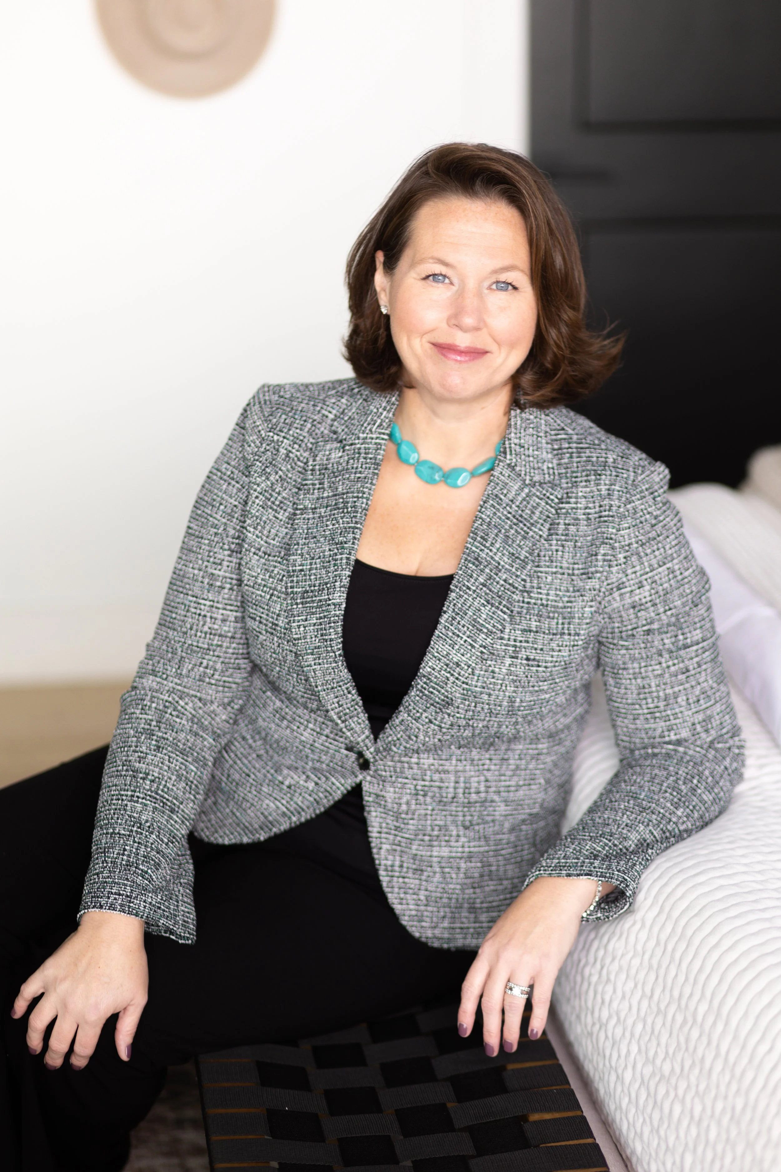 Tiana Weber Branding Session reedit-90.jpg