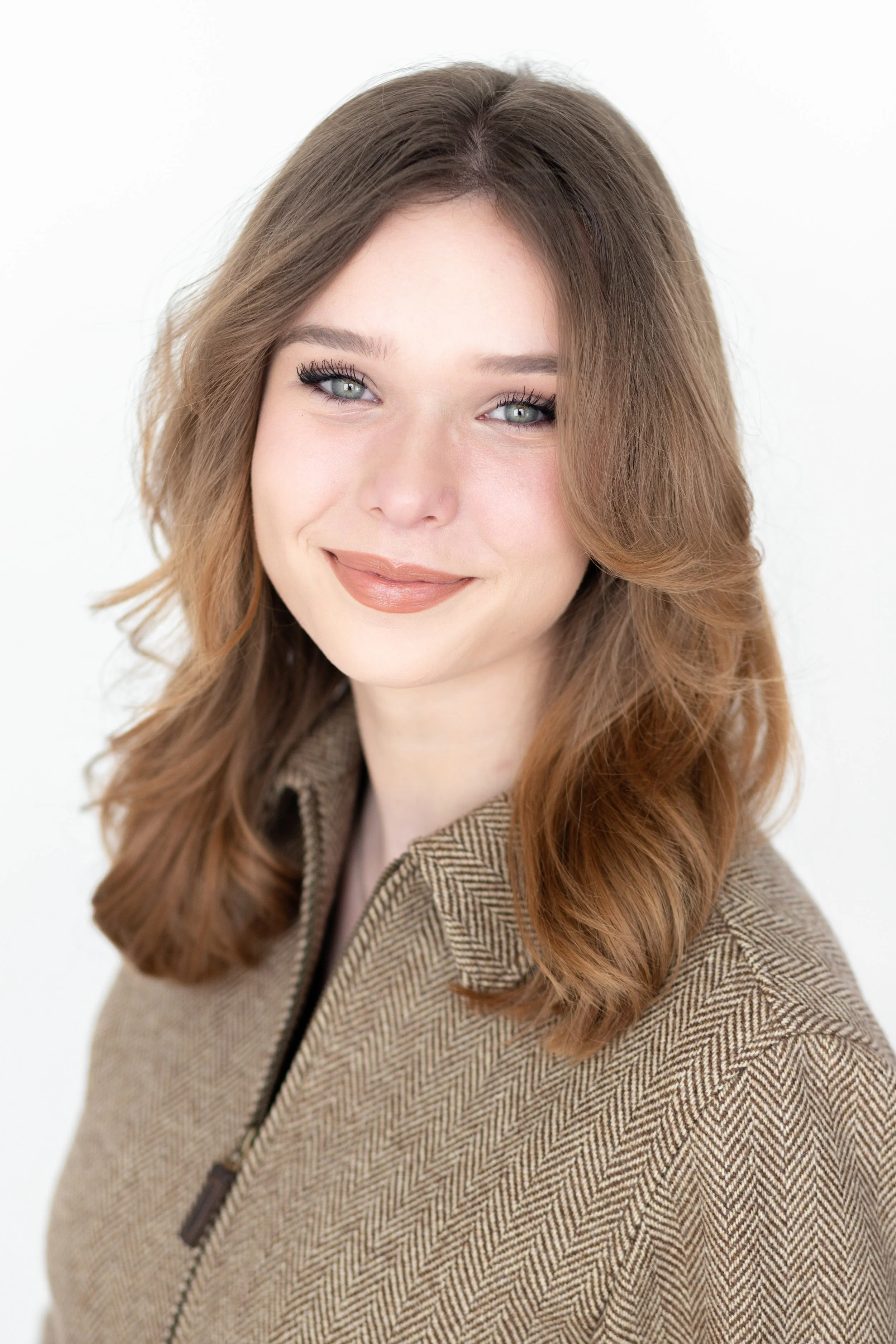 Aubrey Hansen Headshot Mini Session-4.jpg