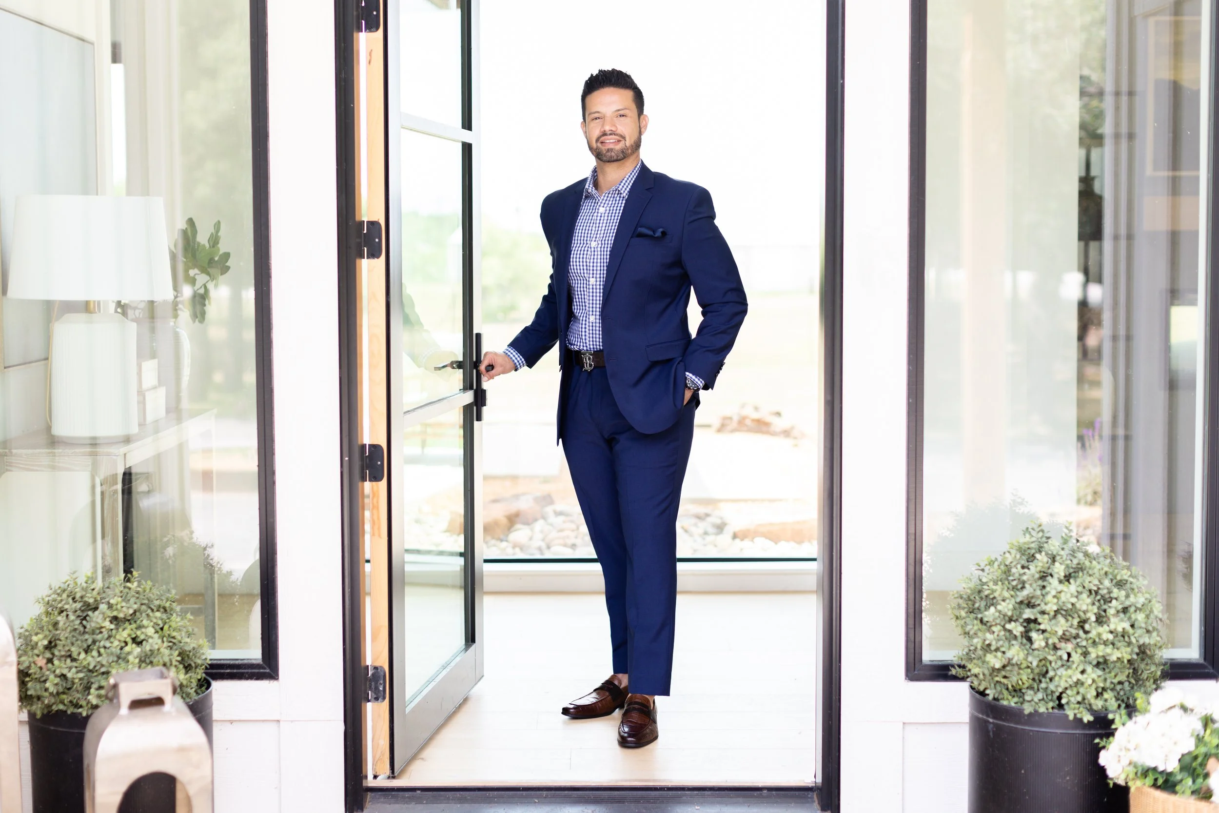 Gustavo Farrach Branding Session-80.jpg