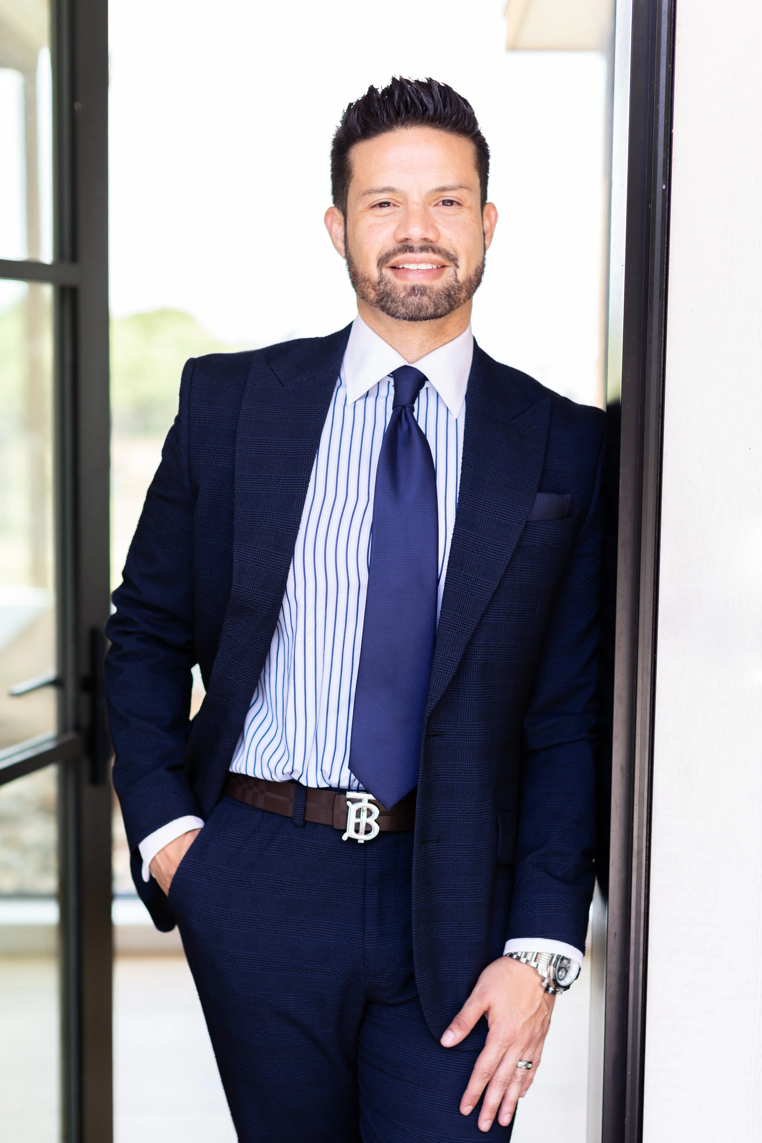 Gustavo Farrach Branding Session-10.jpg