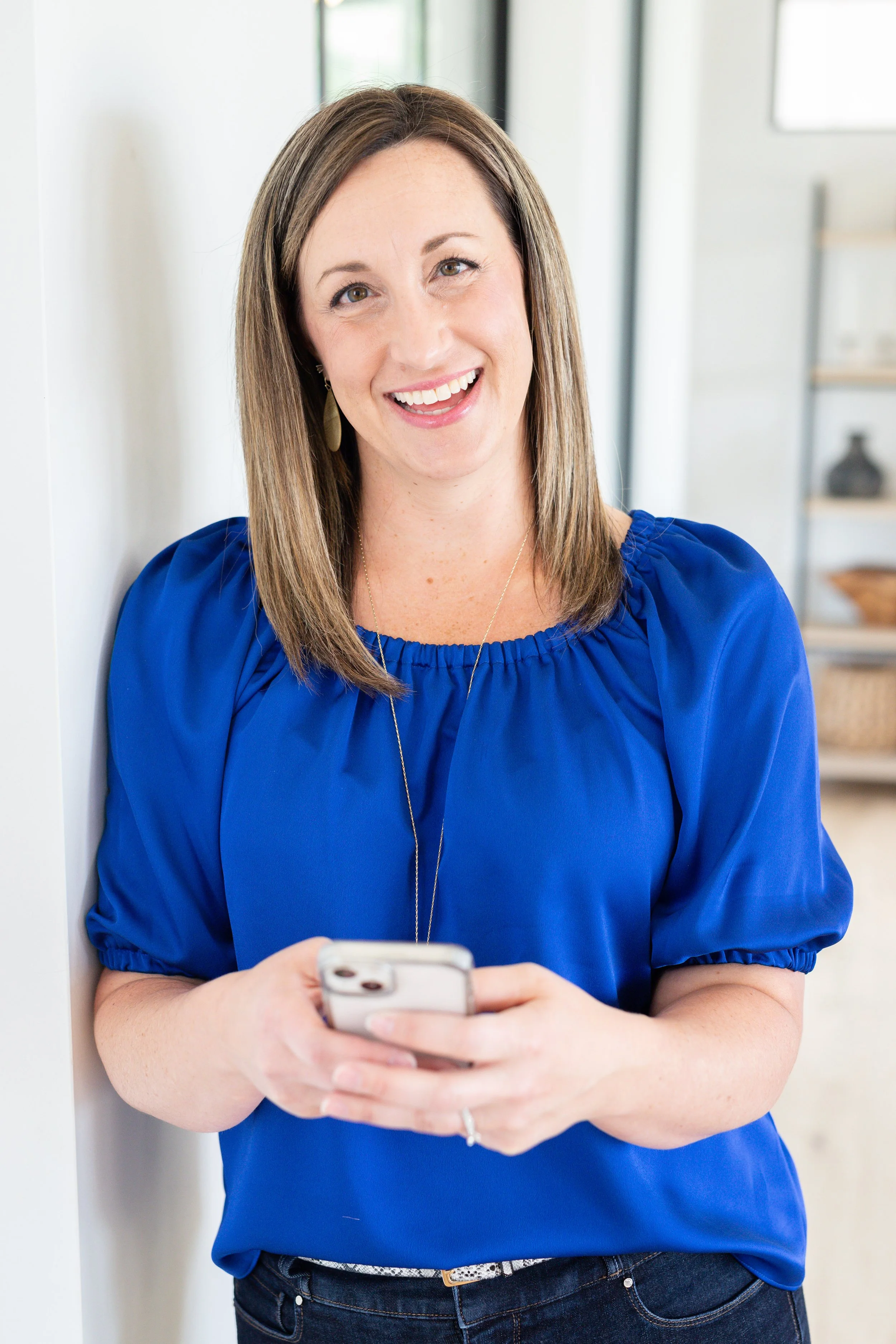 Lyndsey Monahan Branding Session-30.jpg