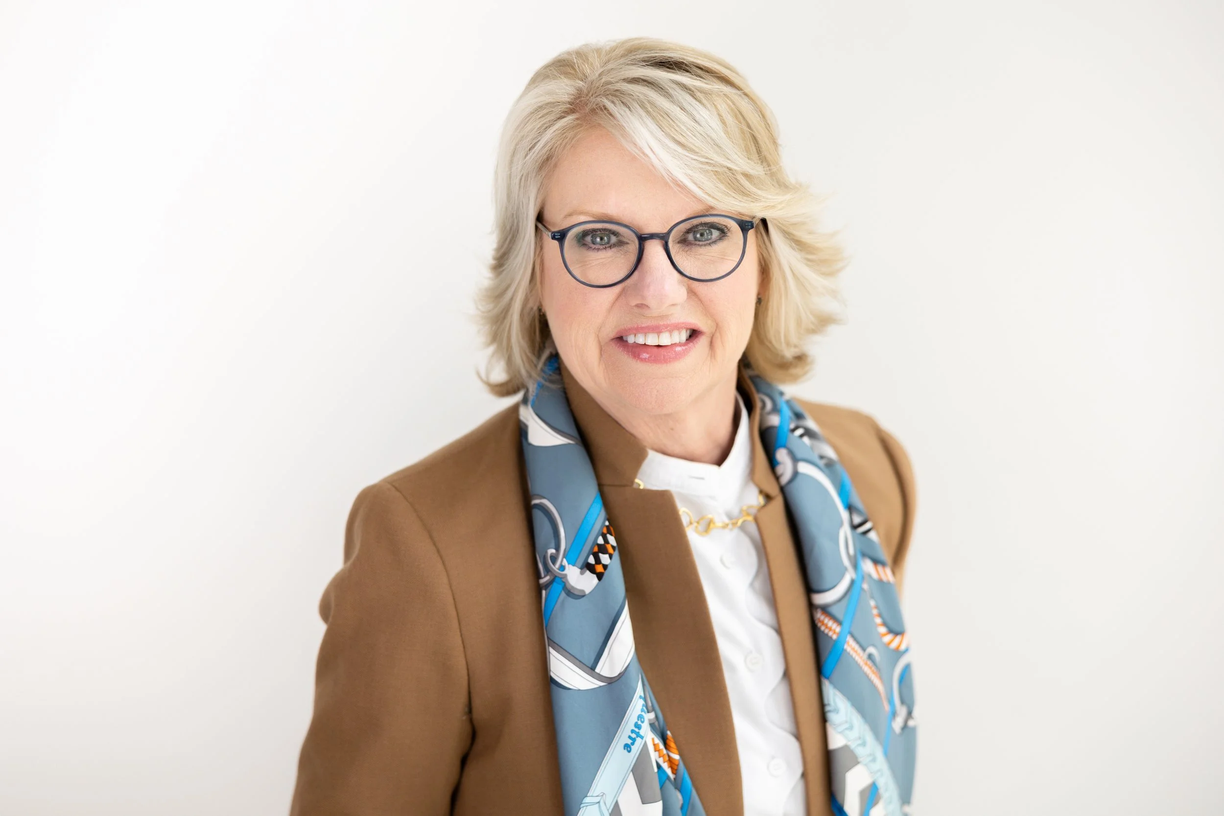 Laurie Brants Headshot Mini Session-8.jpg