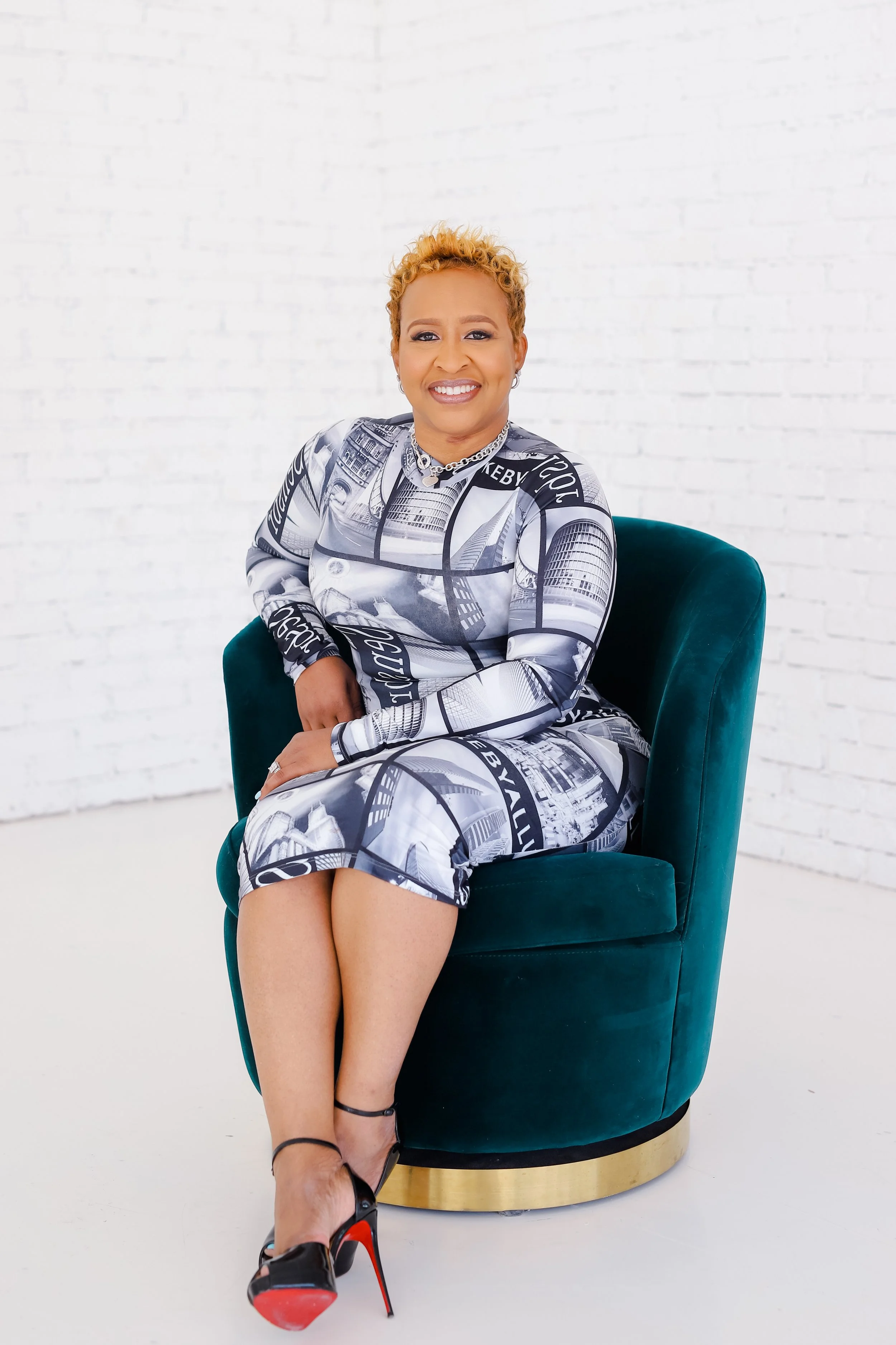 Shivonne Carolina Branding Session-52.jpg