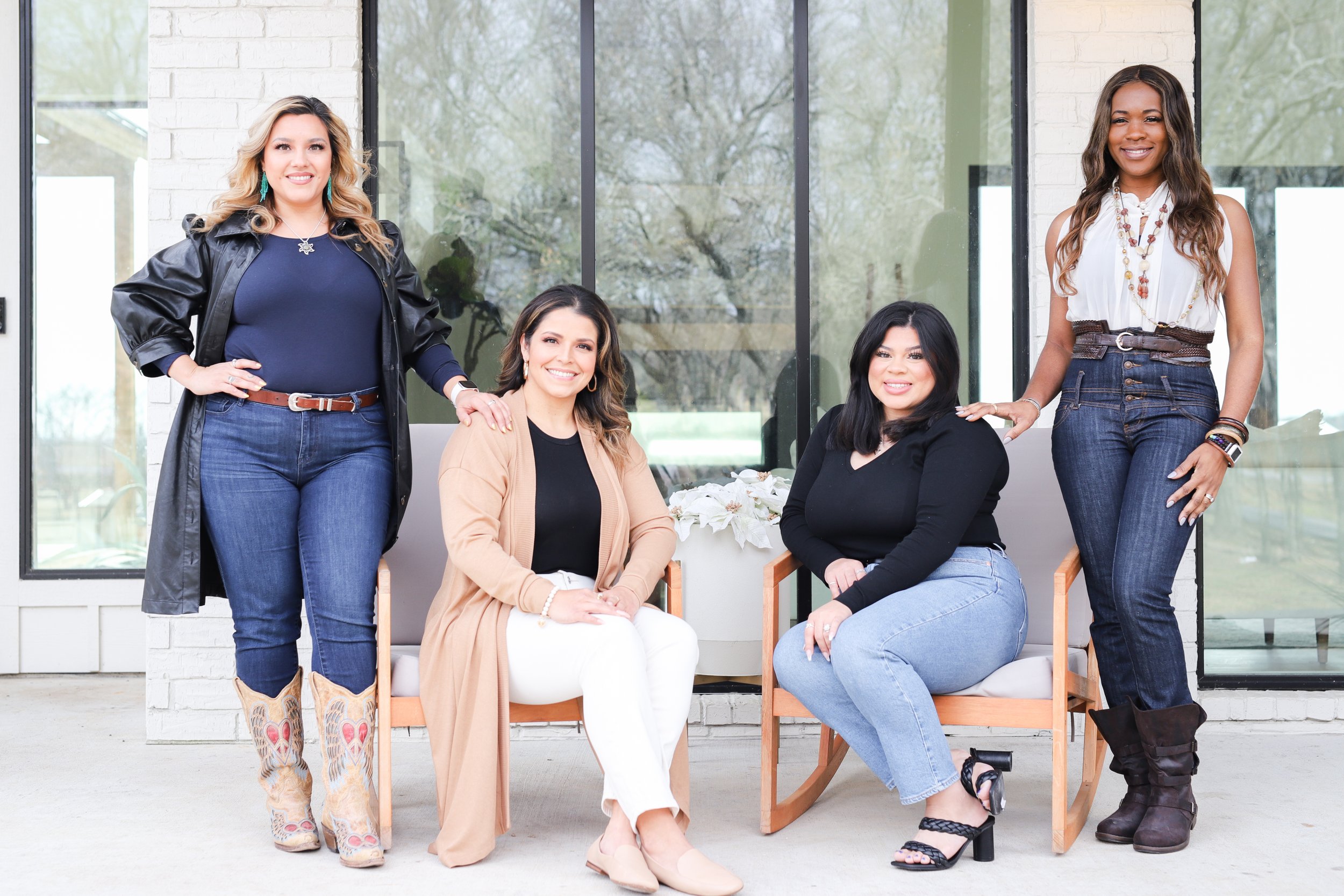 Erica Anaya Branding Session-41.jpg