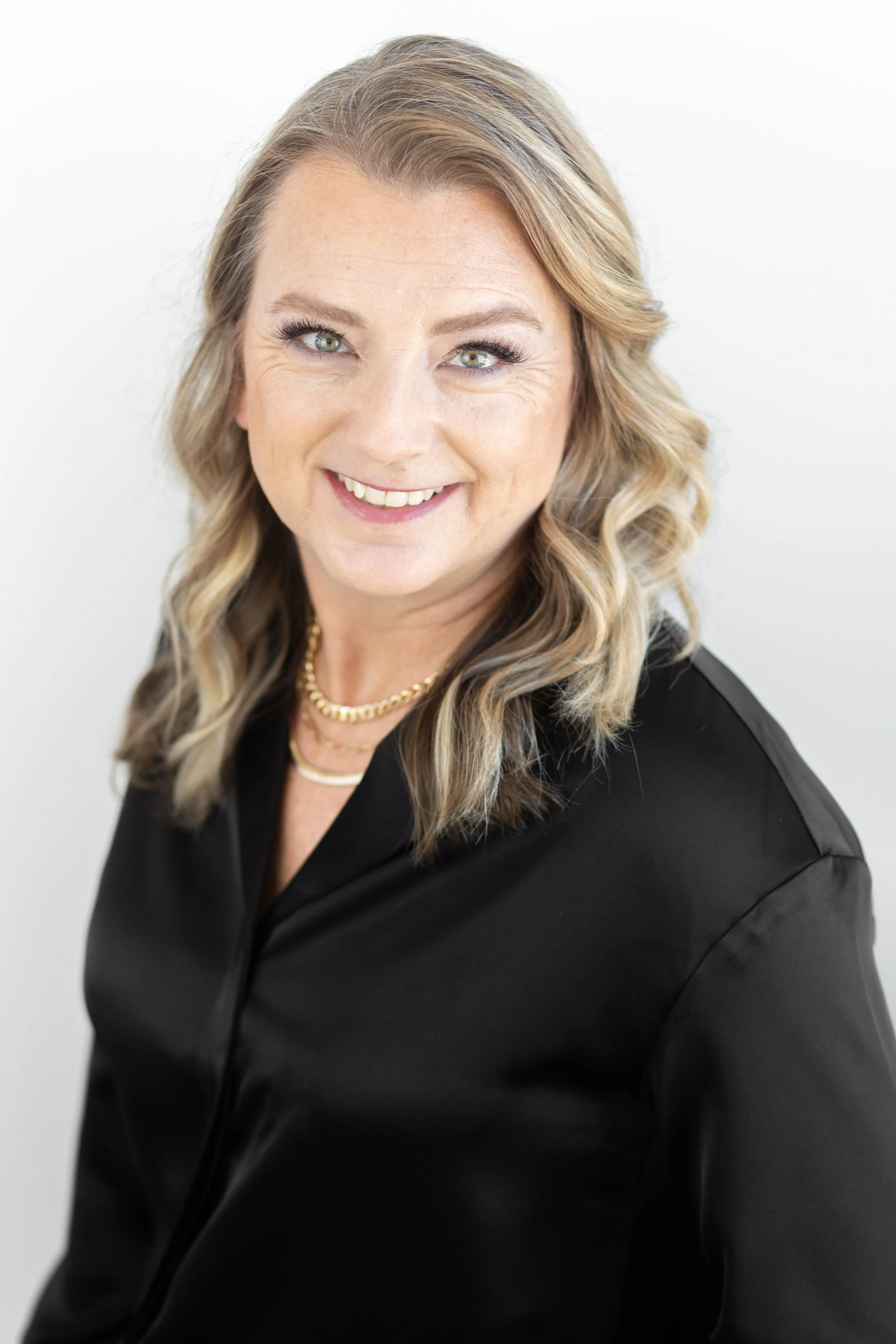 Kim McLelland Branding Session-2.jpg