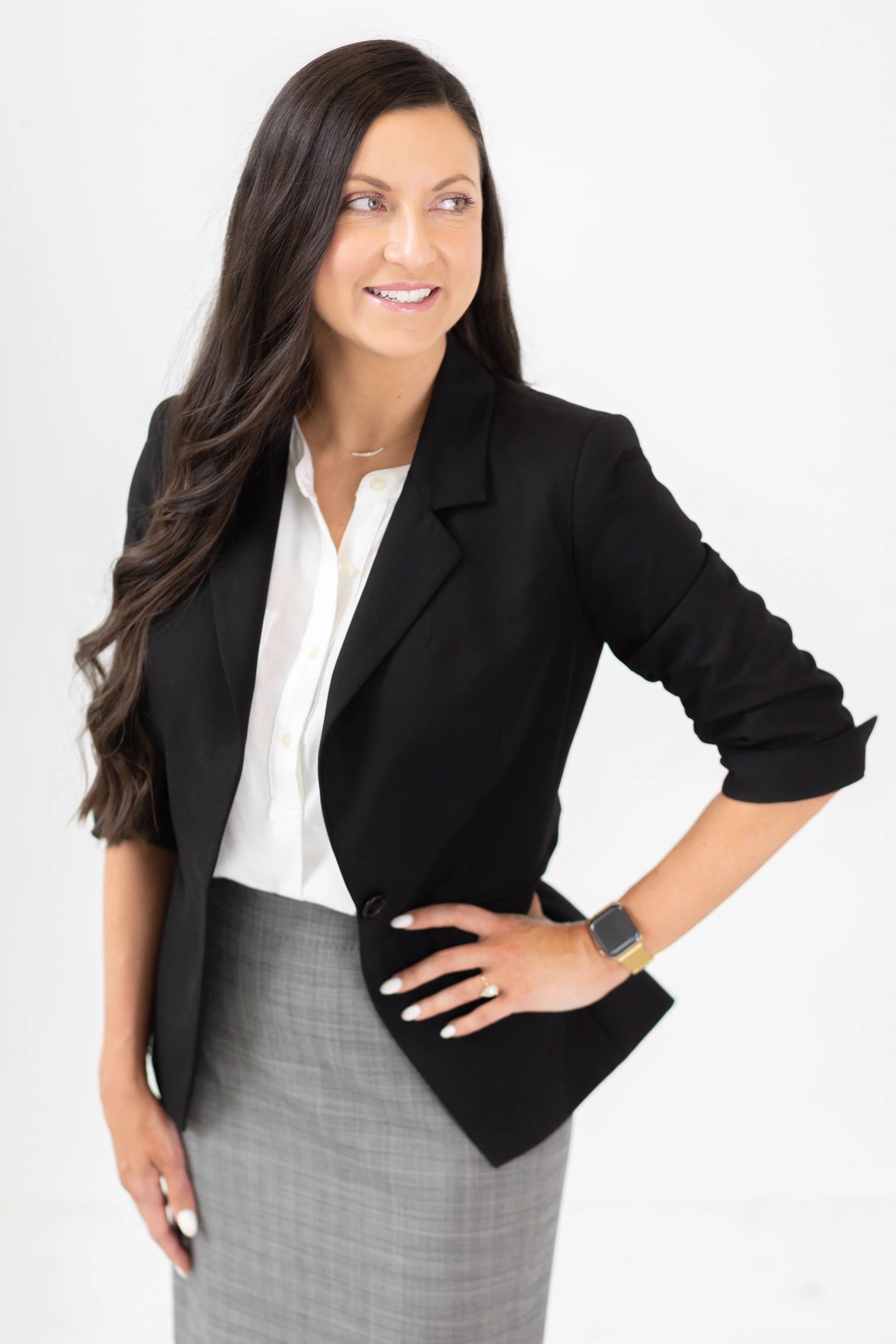 Lauren Edmisson Headshot Mini Session-10.jpg