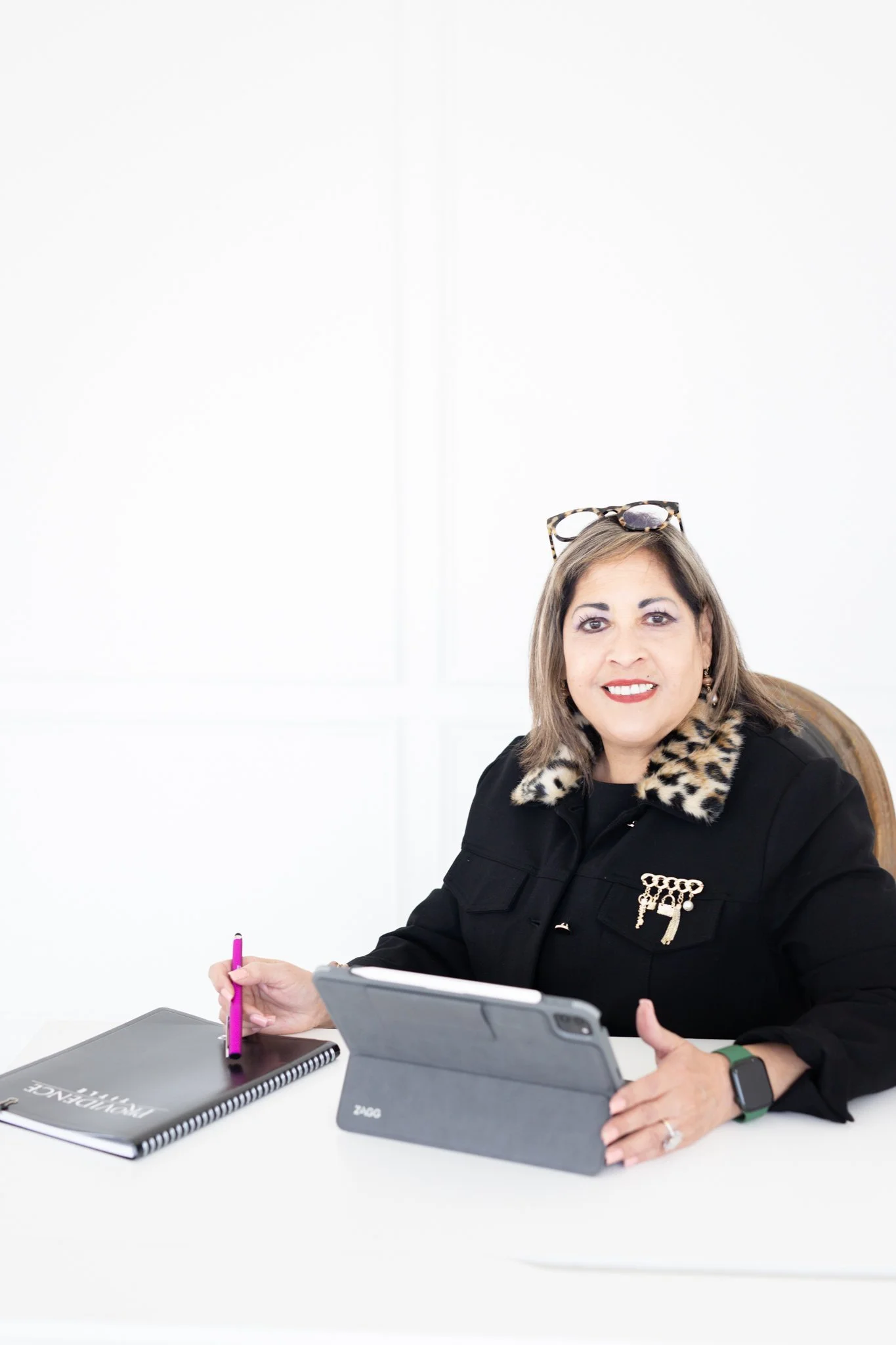 Amelia Valdez Branding Session -96.jpg