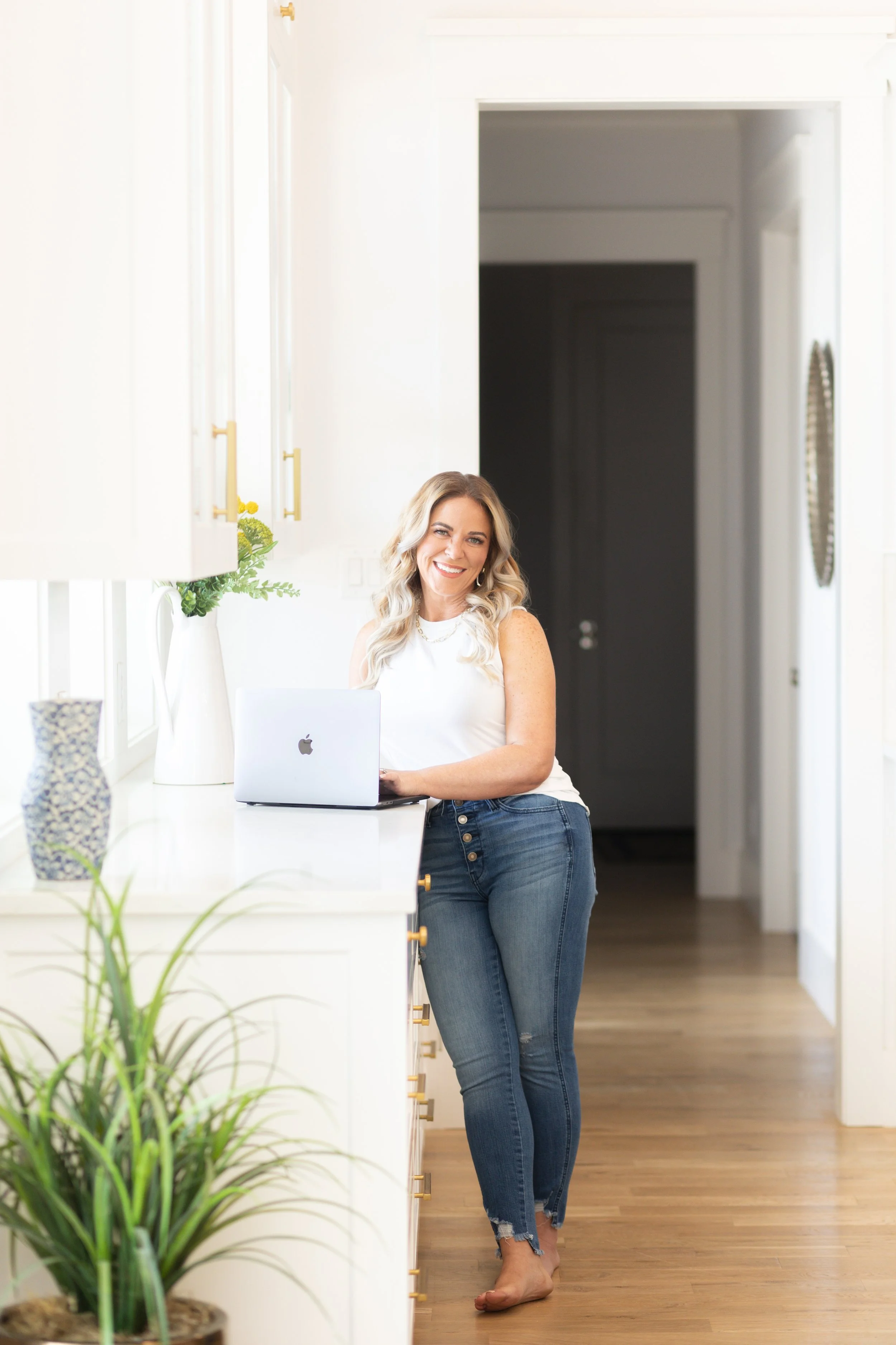 Brittney Luther Branding Session-64.jpg