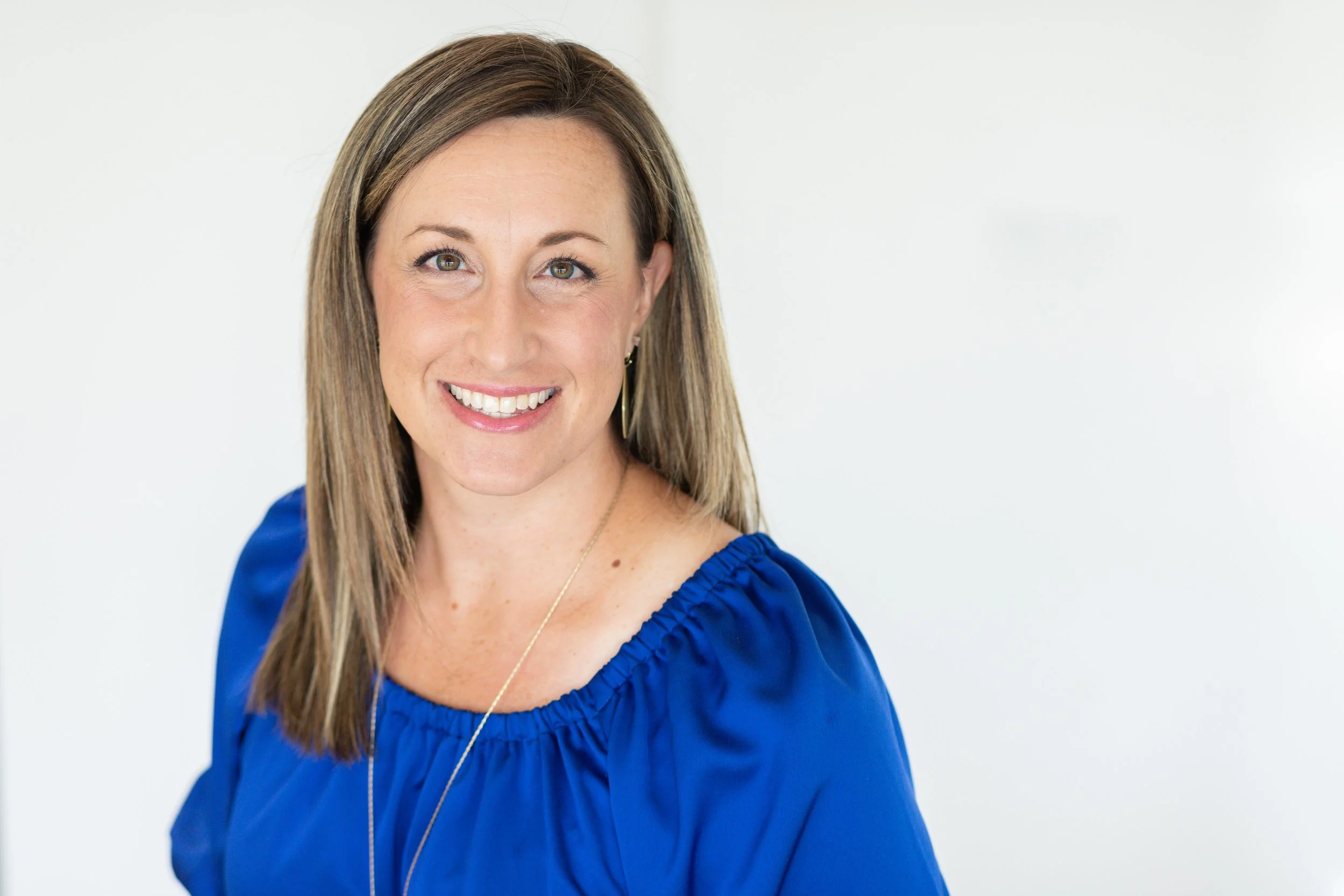 Lyndsey Monahan Branding Session-3.jpg