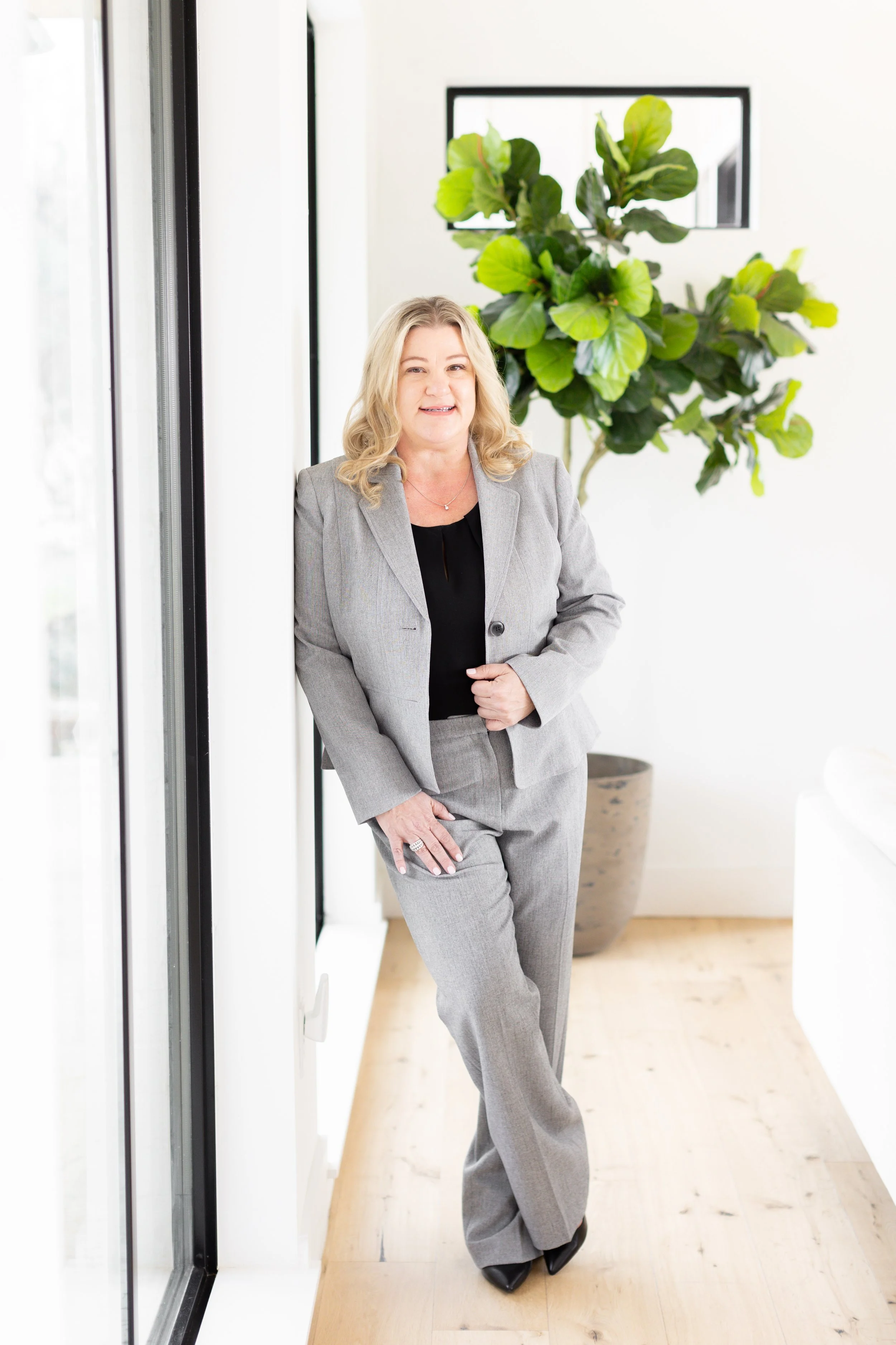 Lisa Shields Branding Session-3.jpg