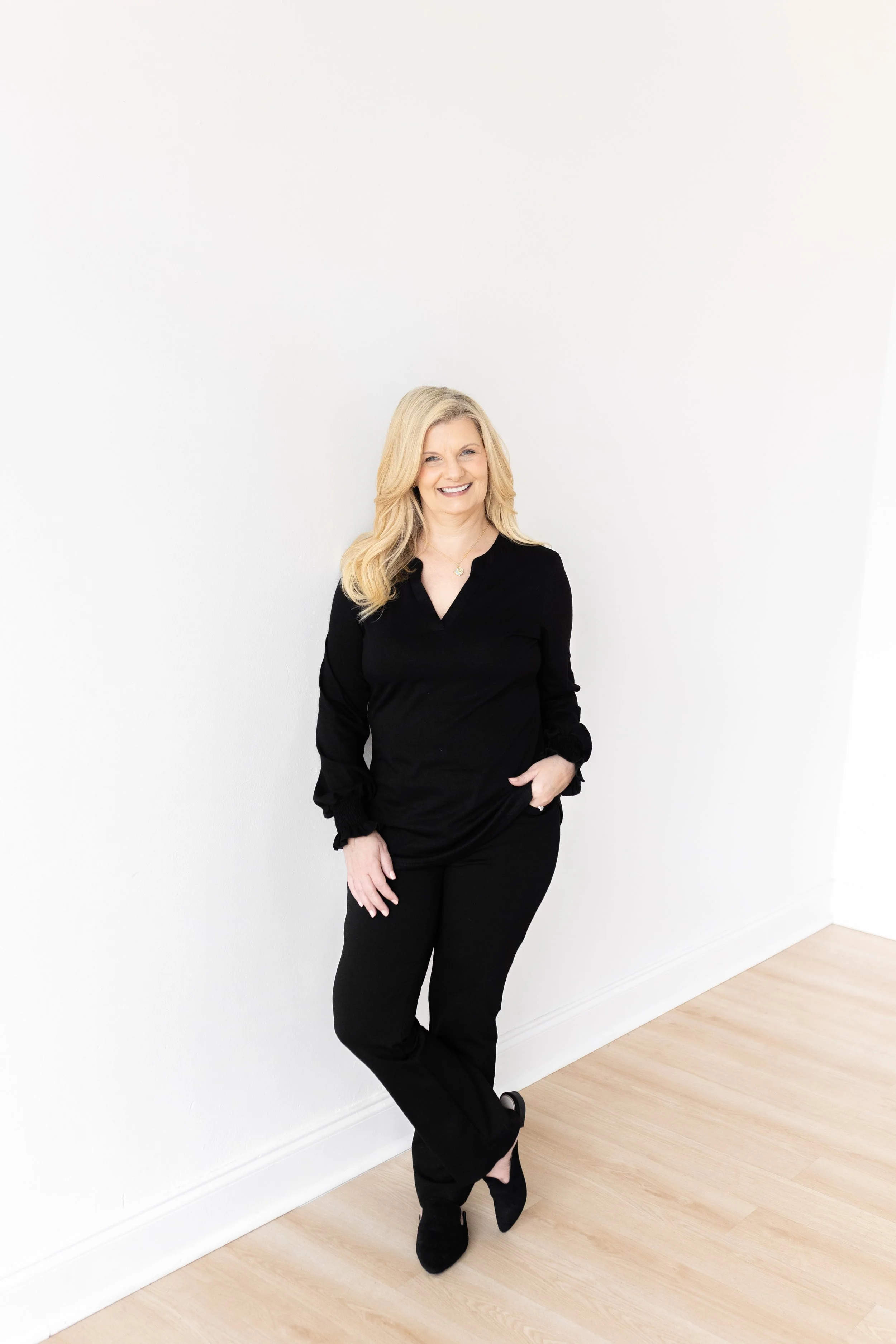 Brandy Walker Branding Session -19.jpg