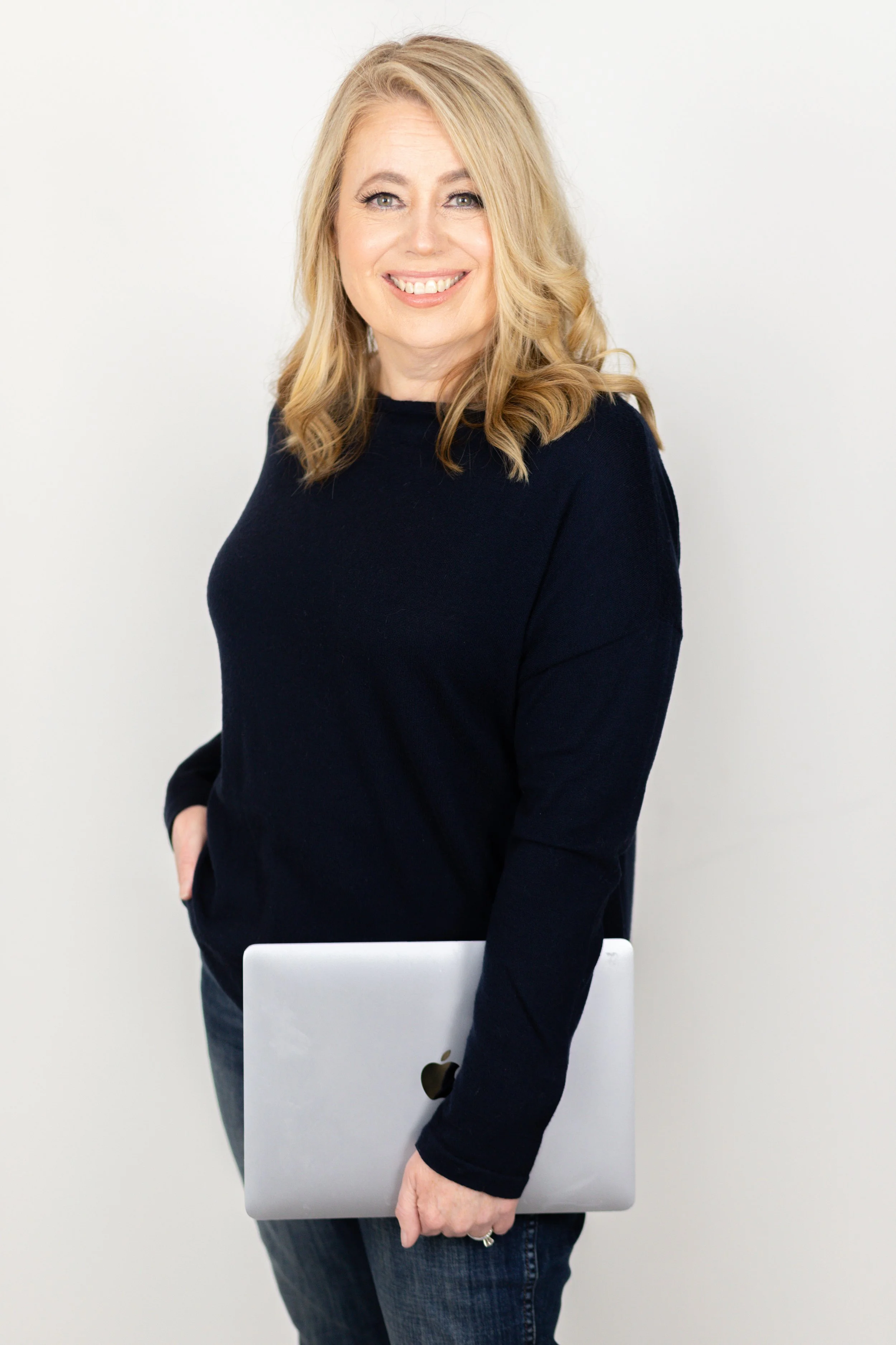 Jaime Thompson Mini Branding Session-11.jpg