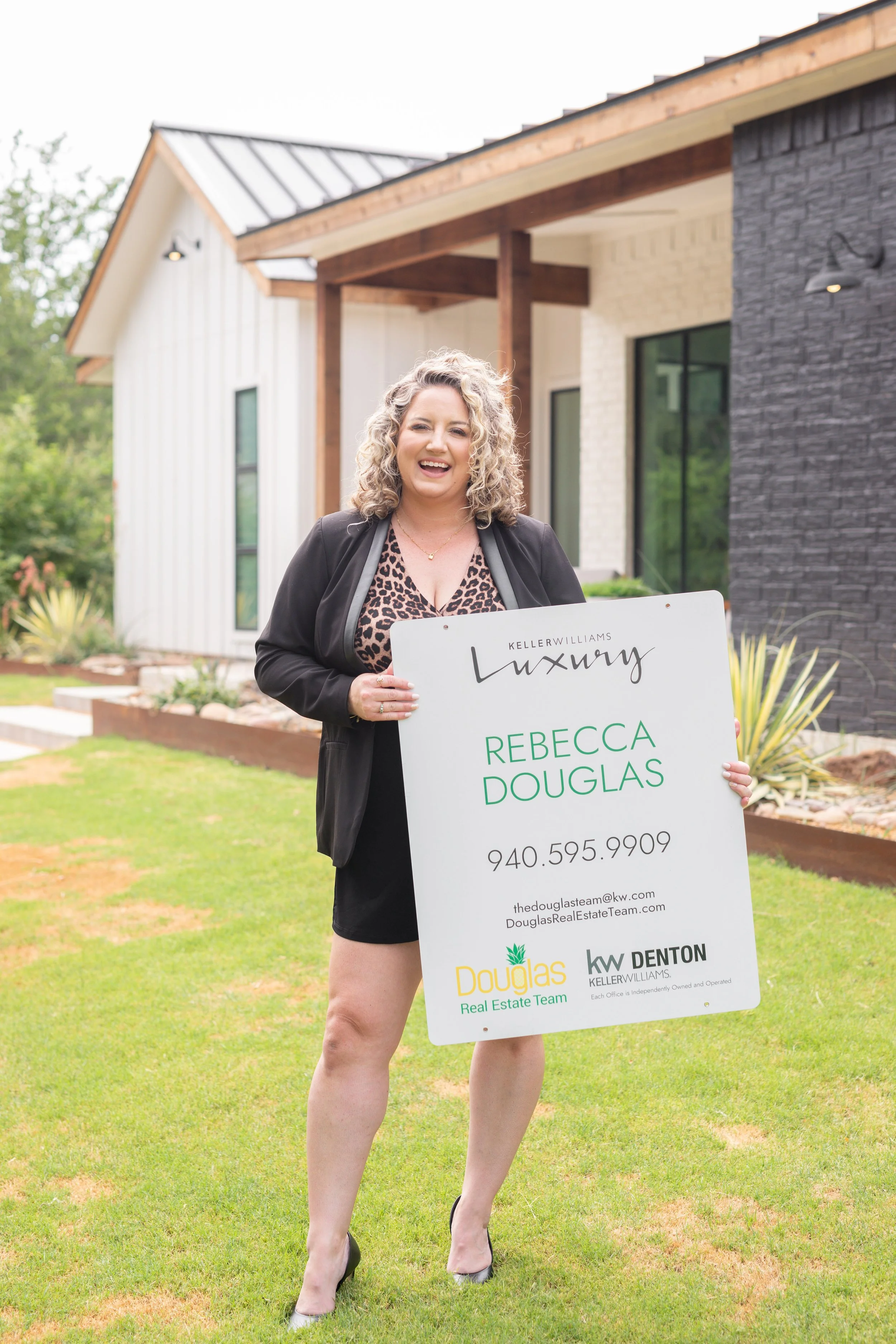 Rebecca Douglas Branding Session-101.jpg