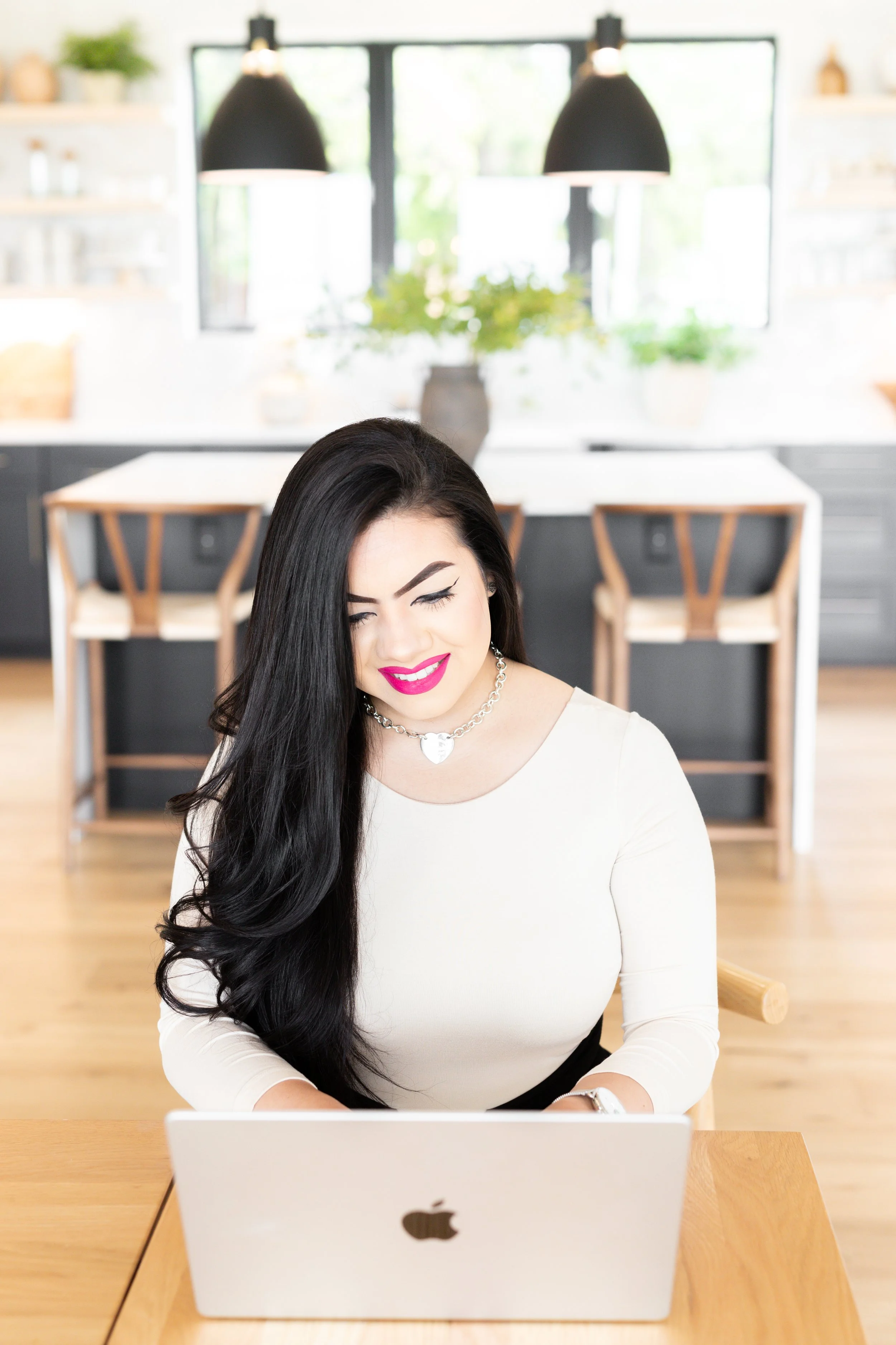 Viviana Shoulders Branding Session-26.jpg