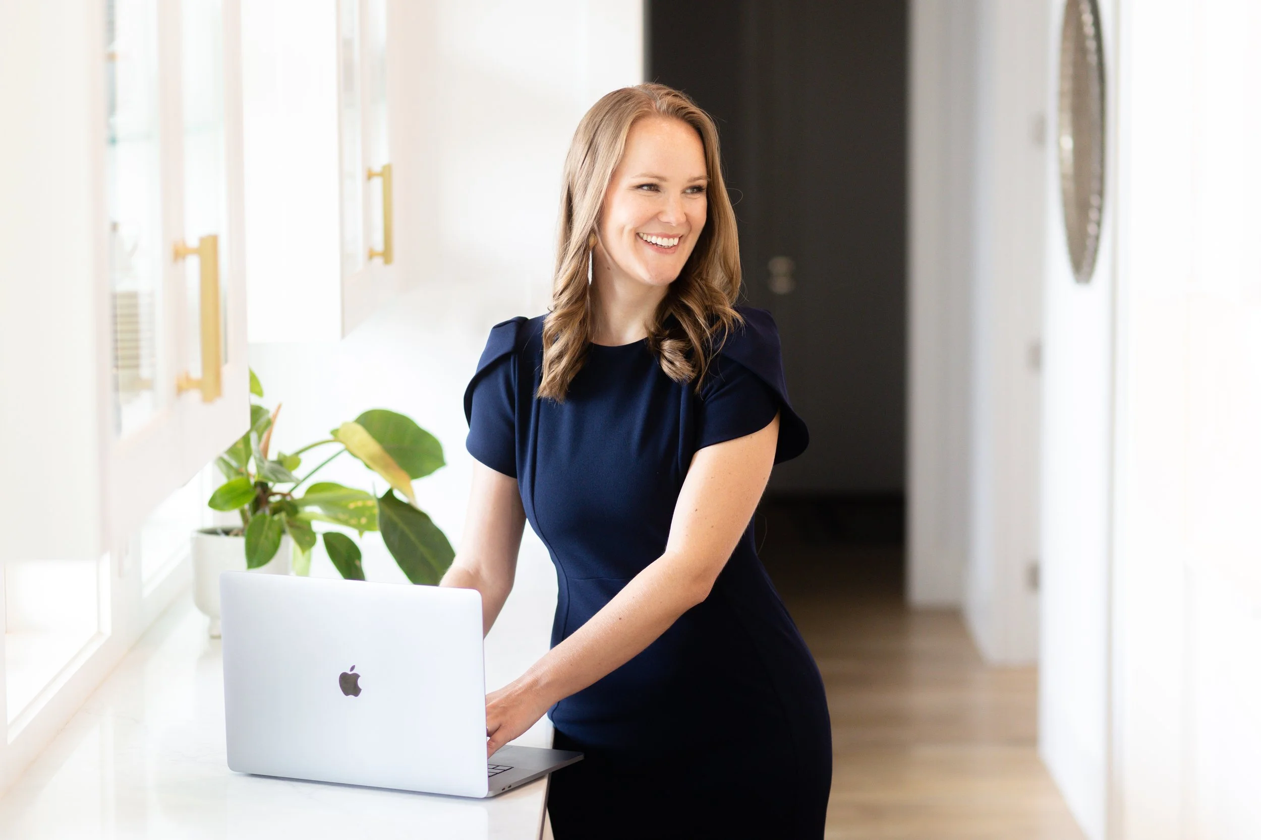 Tiffany Bogle Branding Session-11.jpg