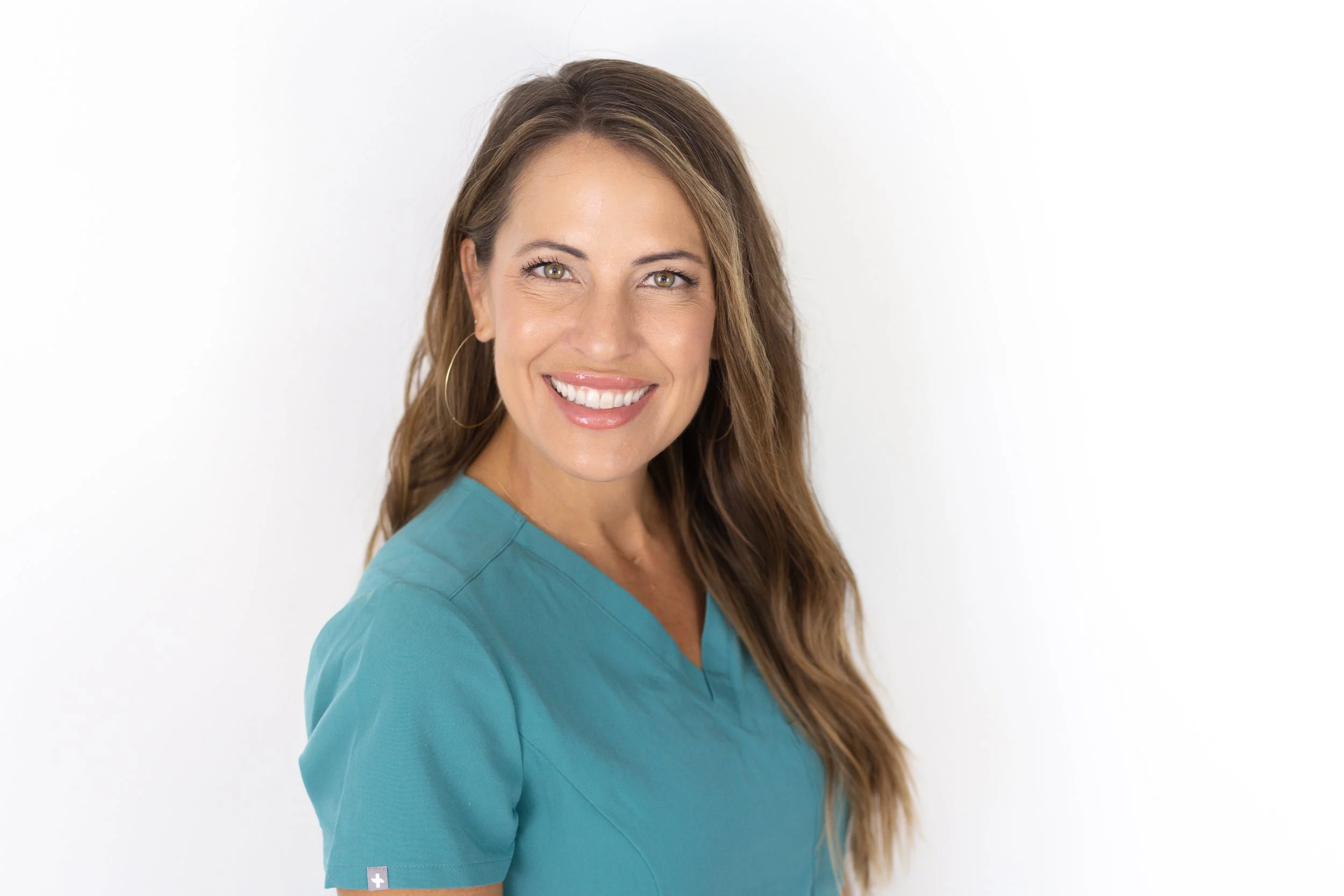 Beki Kellogg Headshot session -2.jpg